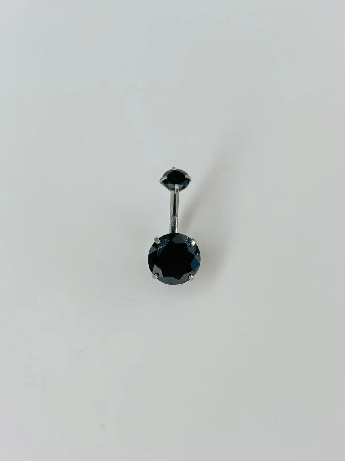 Siyah Taşlı Göbek Piercing