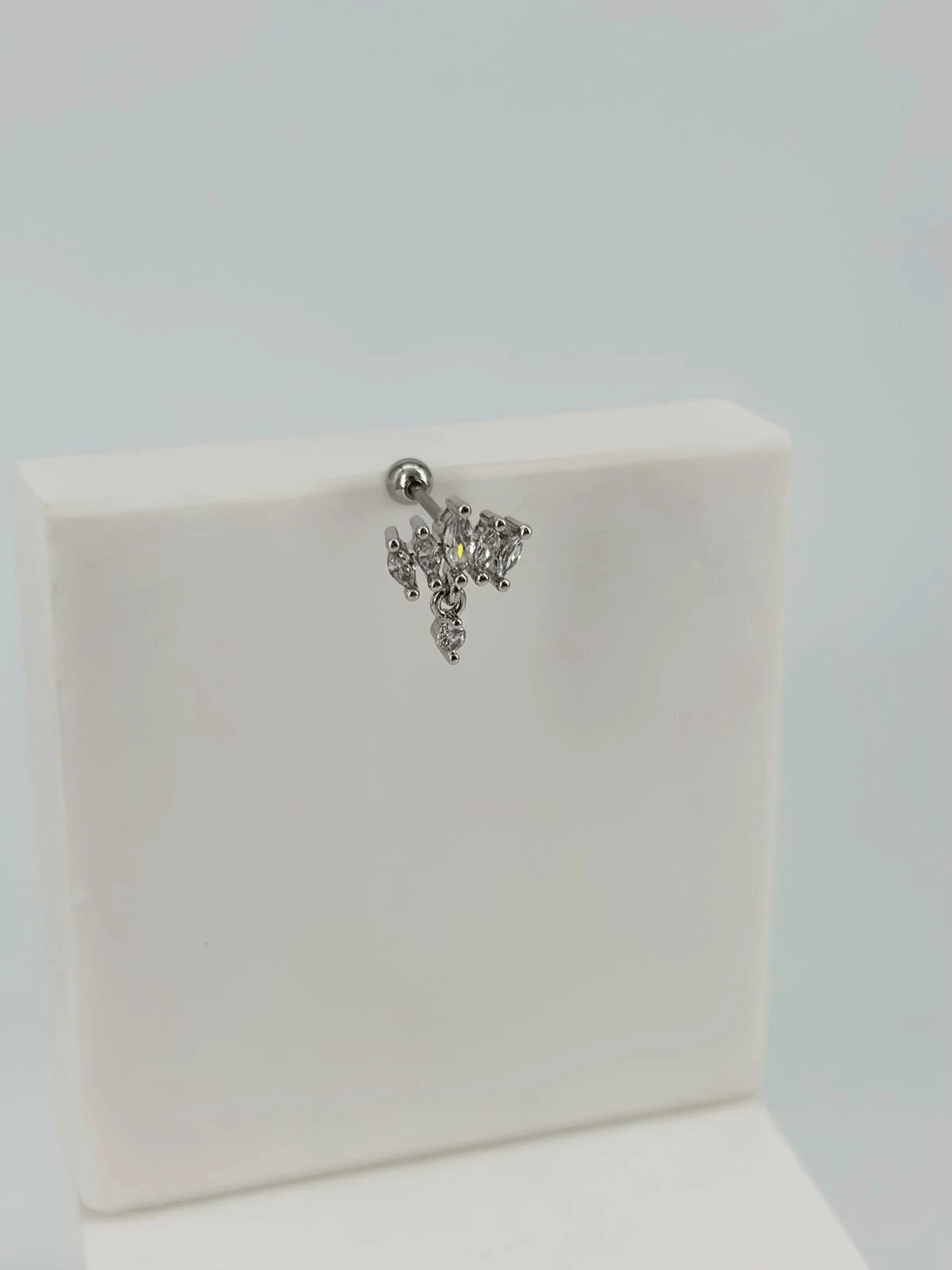 Tragus Kıkırdak Küpesi