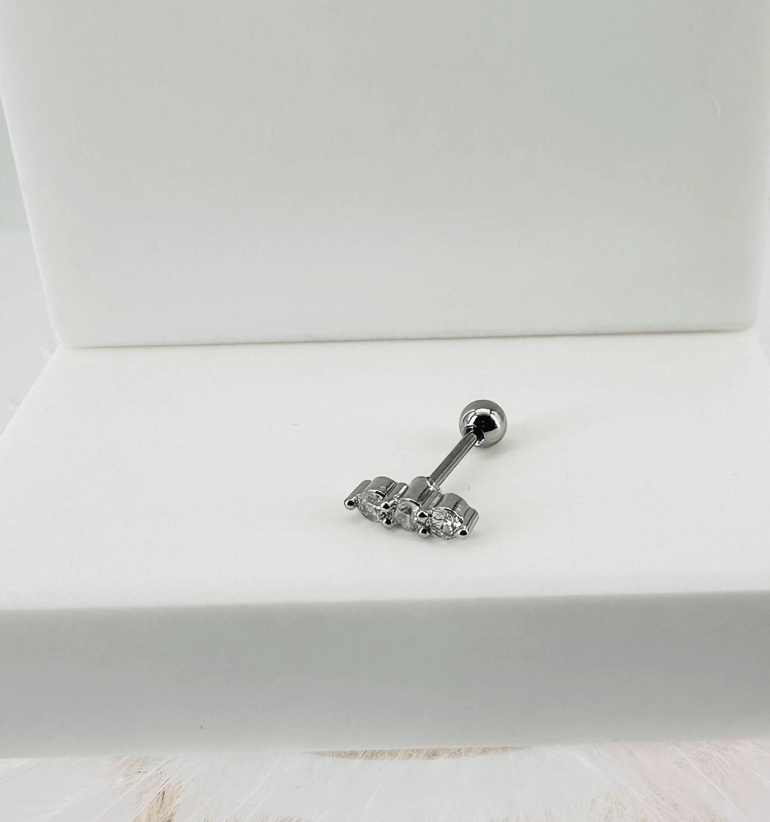 Tragus Kıkırdak Küpesi