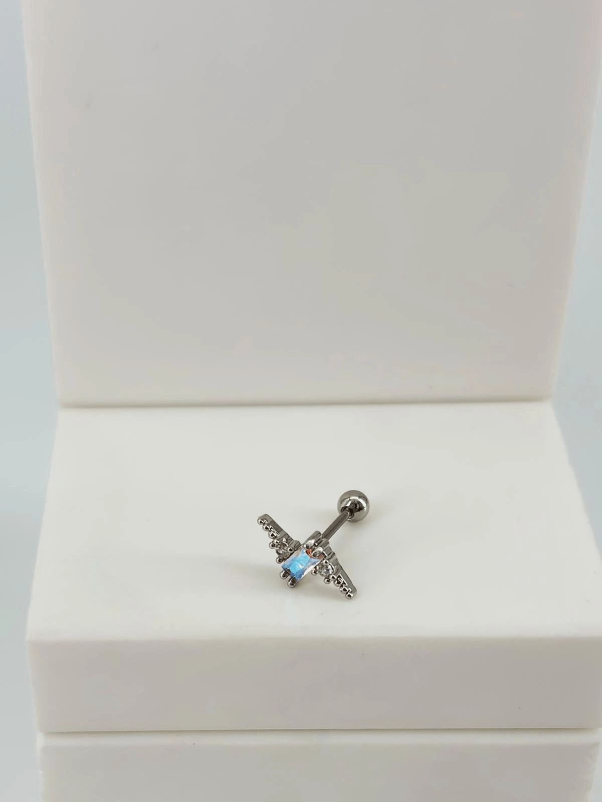 Tragus Kıkırdak Küpesi