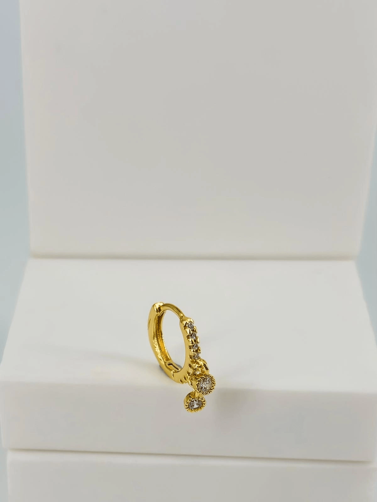 Tragus Kıkırdak Küpesi