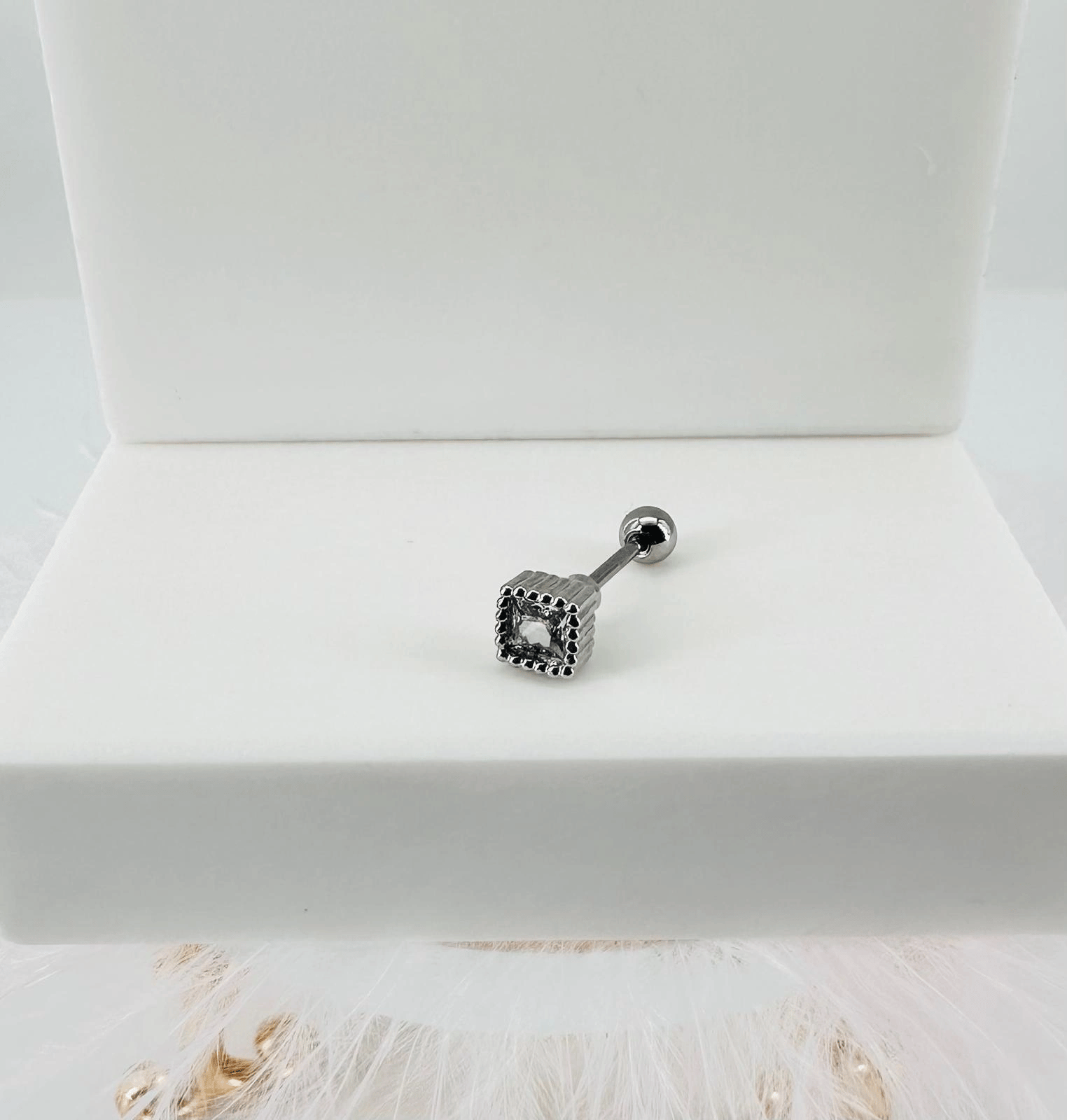 Tragus Kıkırdak Küpesi
