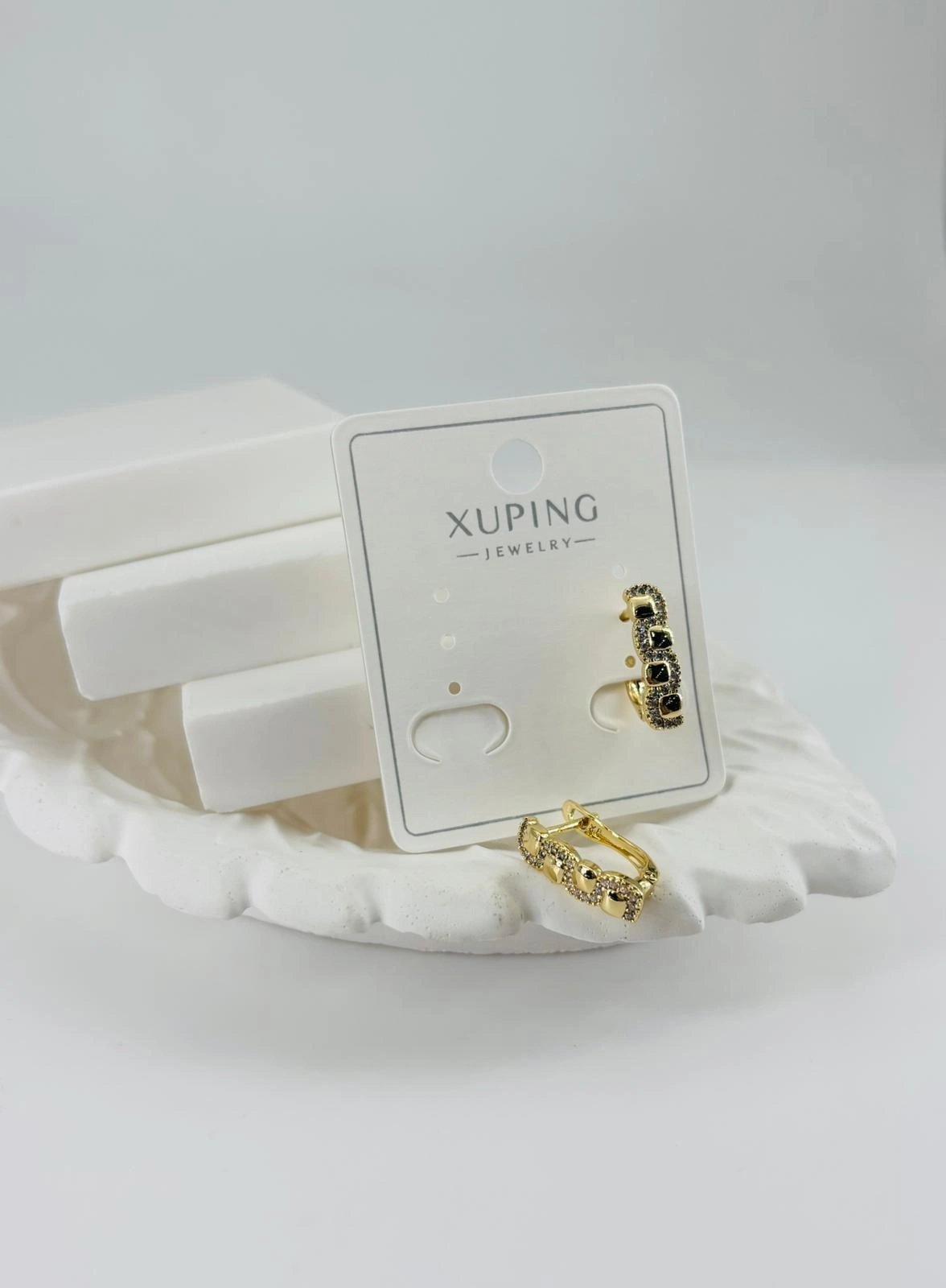 Xupıng Küpe