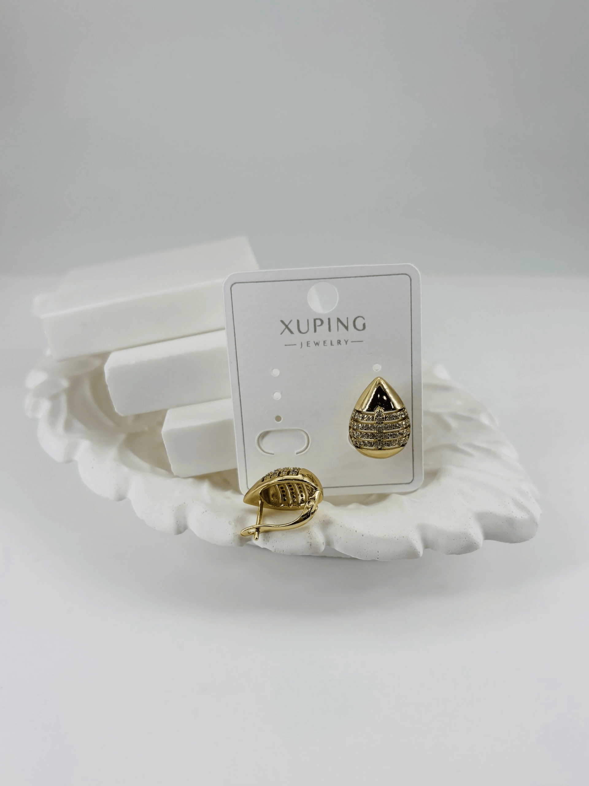 Xupıng Küpe