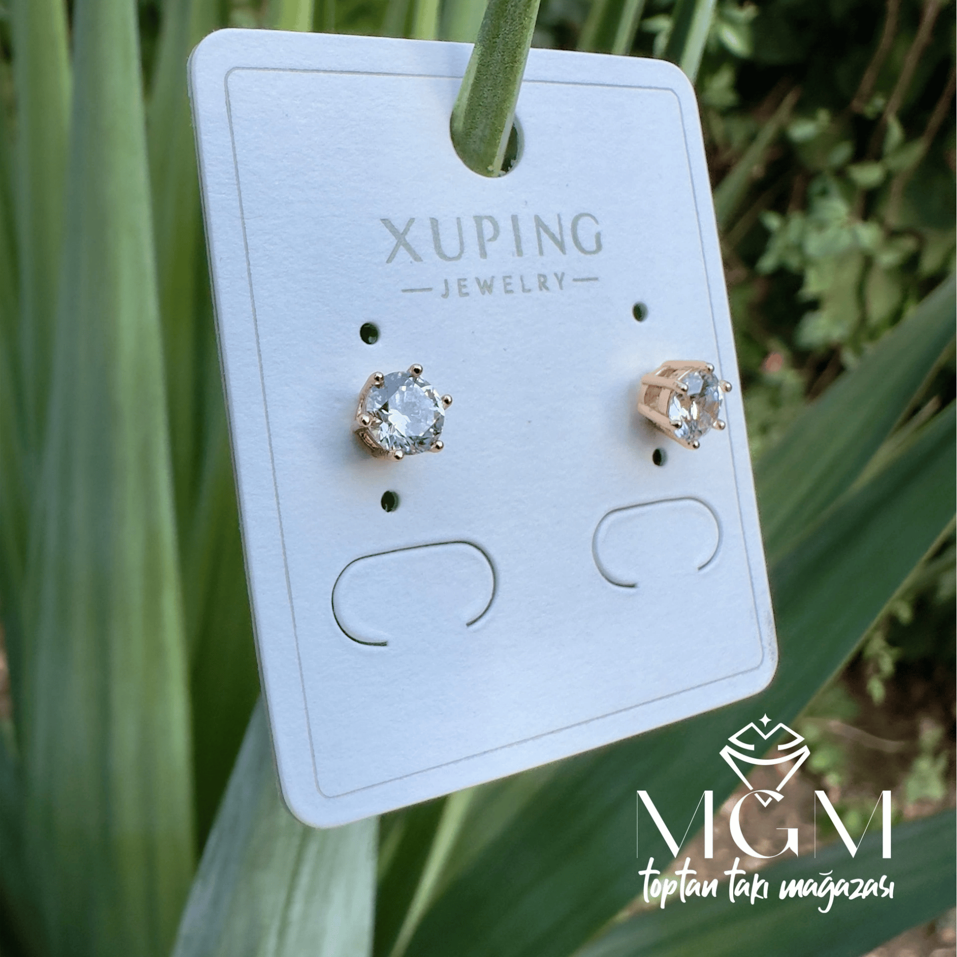 Xuping Taşlı Küpe