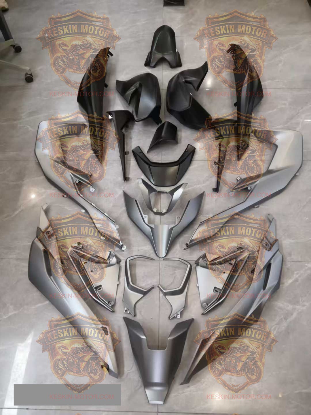 HONDA FORZA 250 / 350 KOMPLE GRENAJ SETİ (2018 - 2020) - MAT SİYAH / GRİ