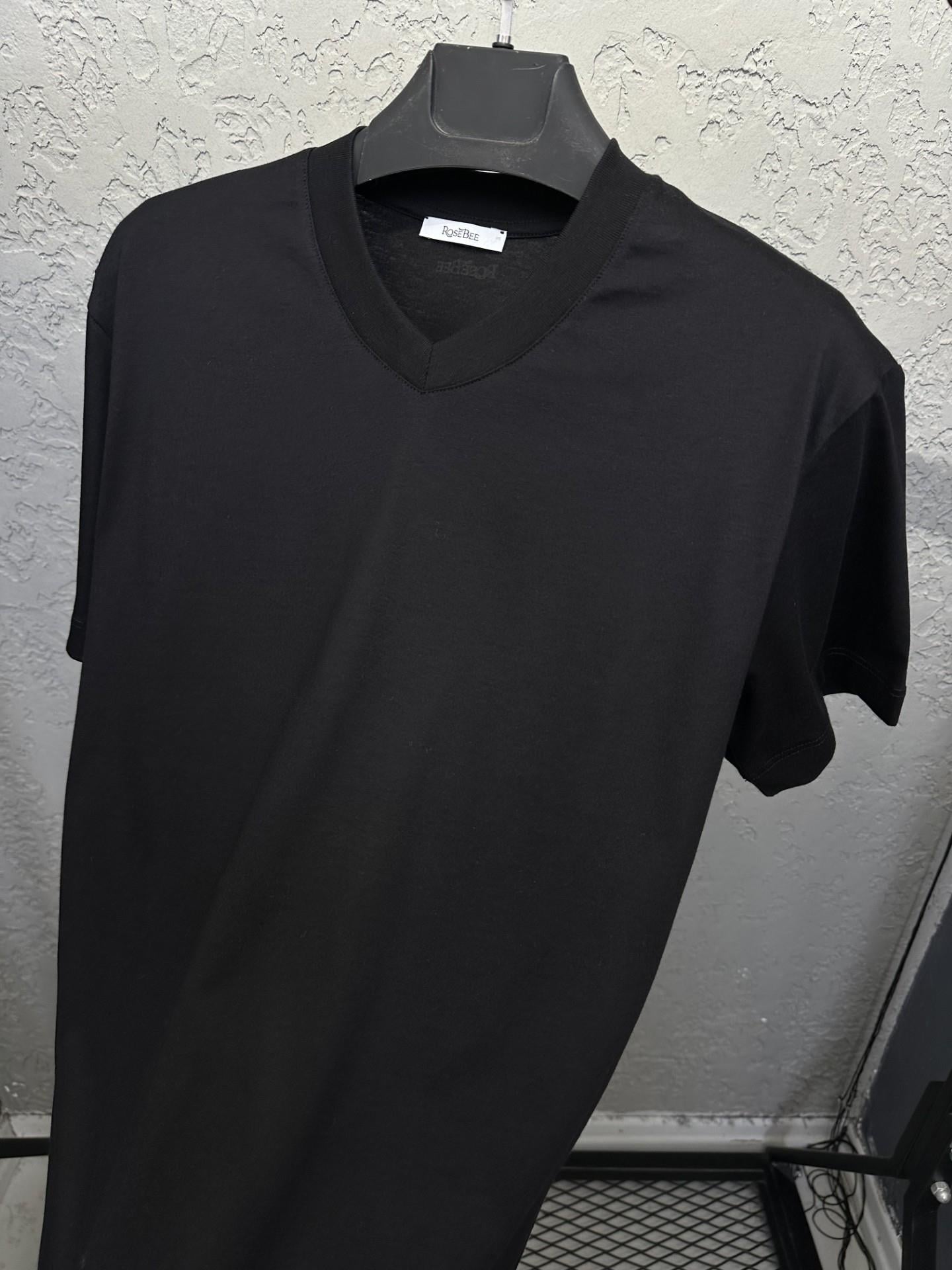 BEE BLACK V-yaka Basic T-shirt