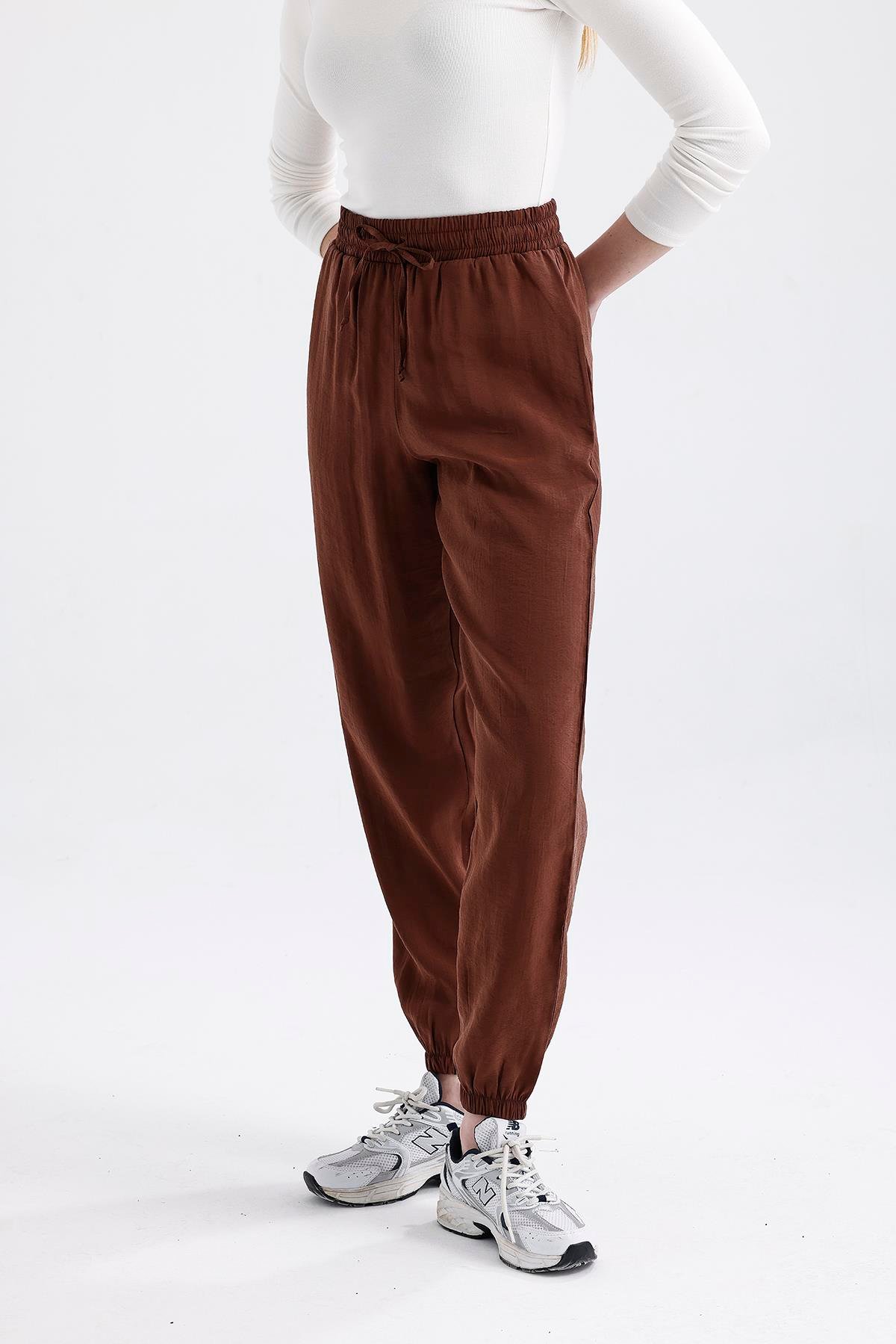 Dark Brown Modal Büzgü Paça