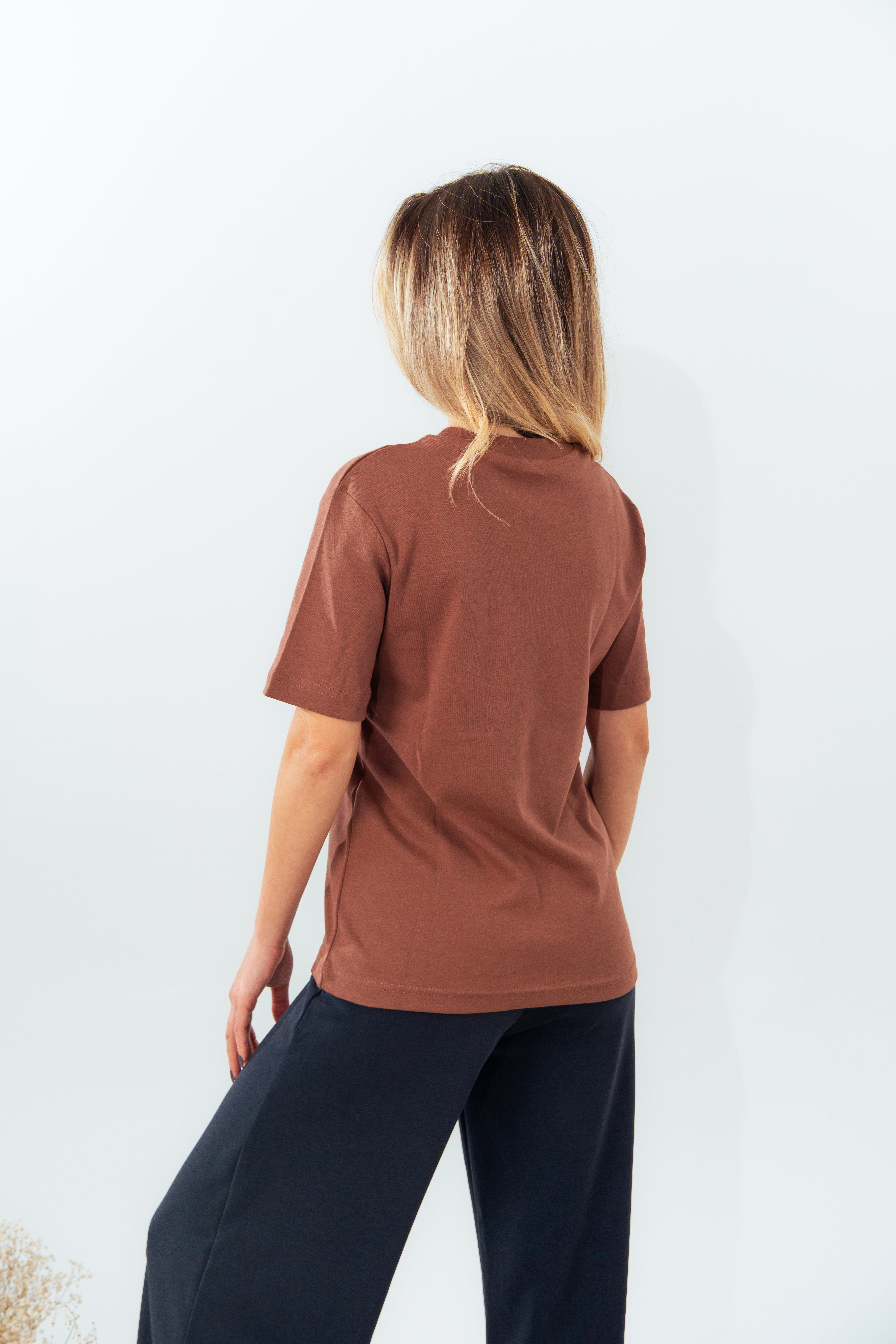 Kahve Bisiklet Yaka Kısa Kol T-shirt