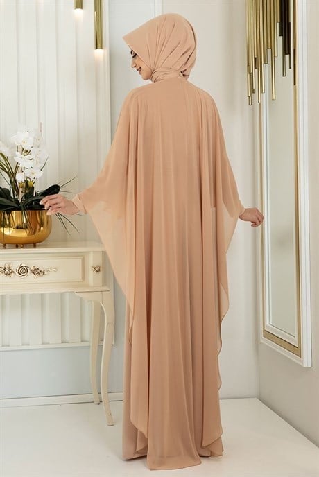 Pınar Şems Ceyda Tulum Camel