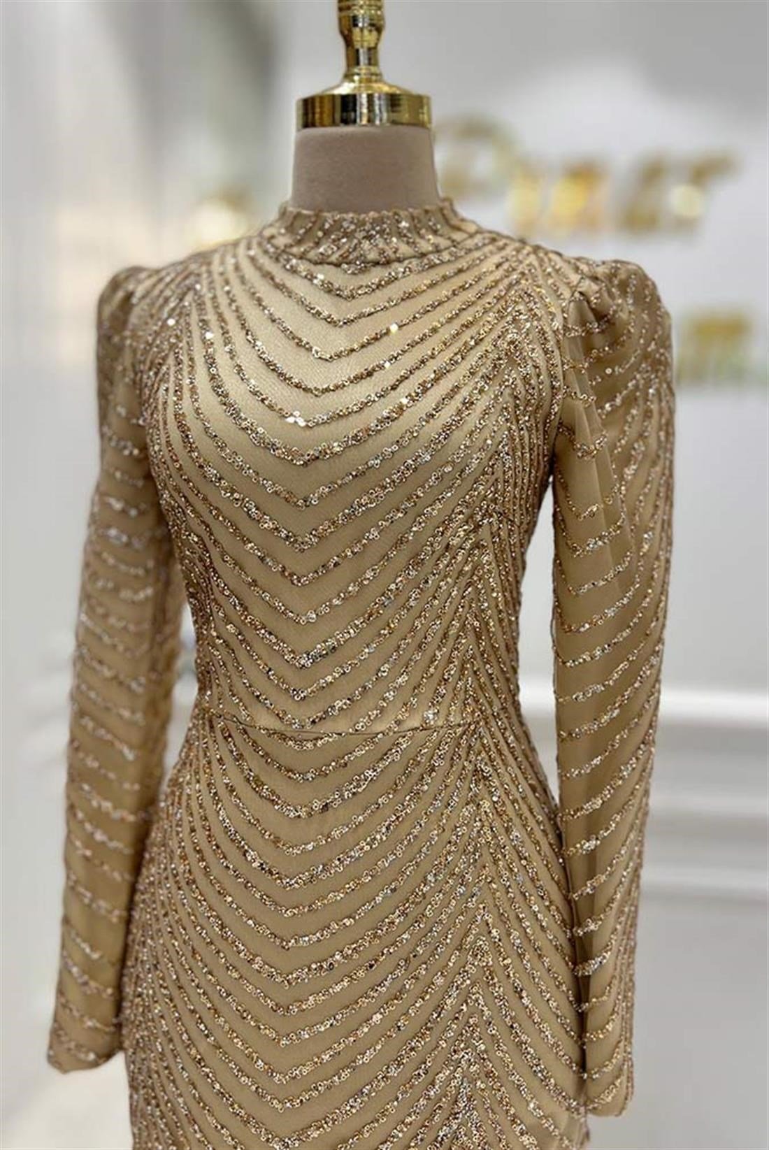 Pınar Şems Feris Abiye Gold