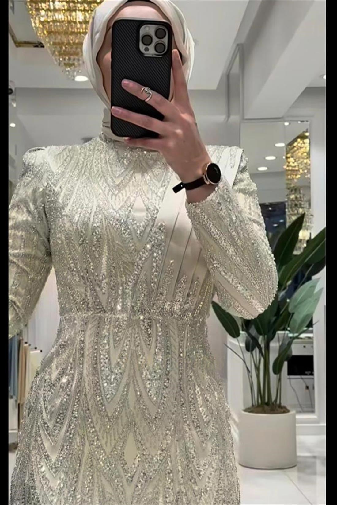 Pınar Şems Maral Abiye Gold