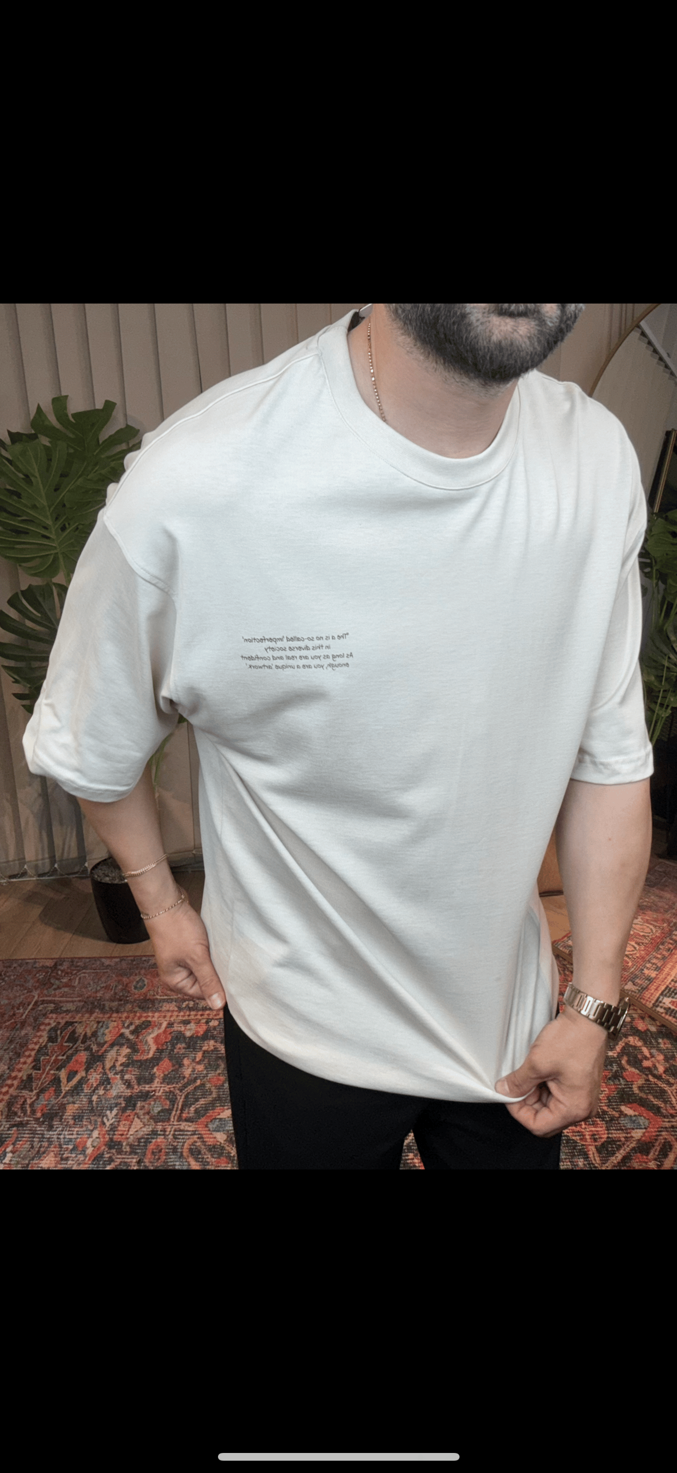 Çiçek Desenli Oversize bej tişört