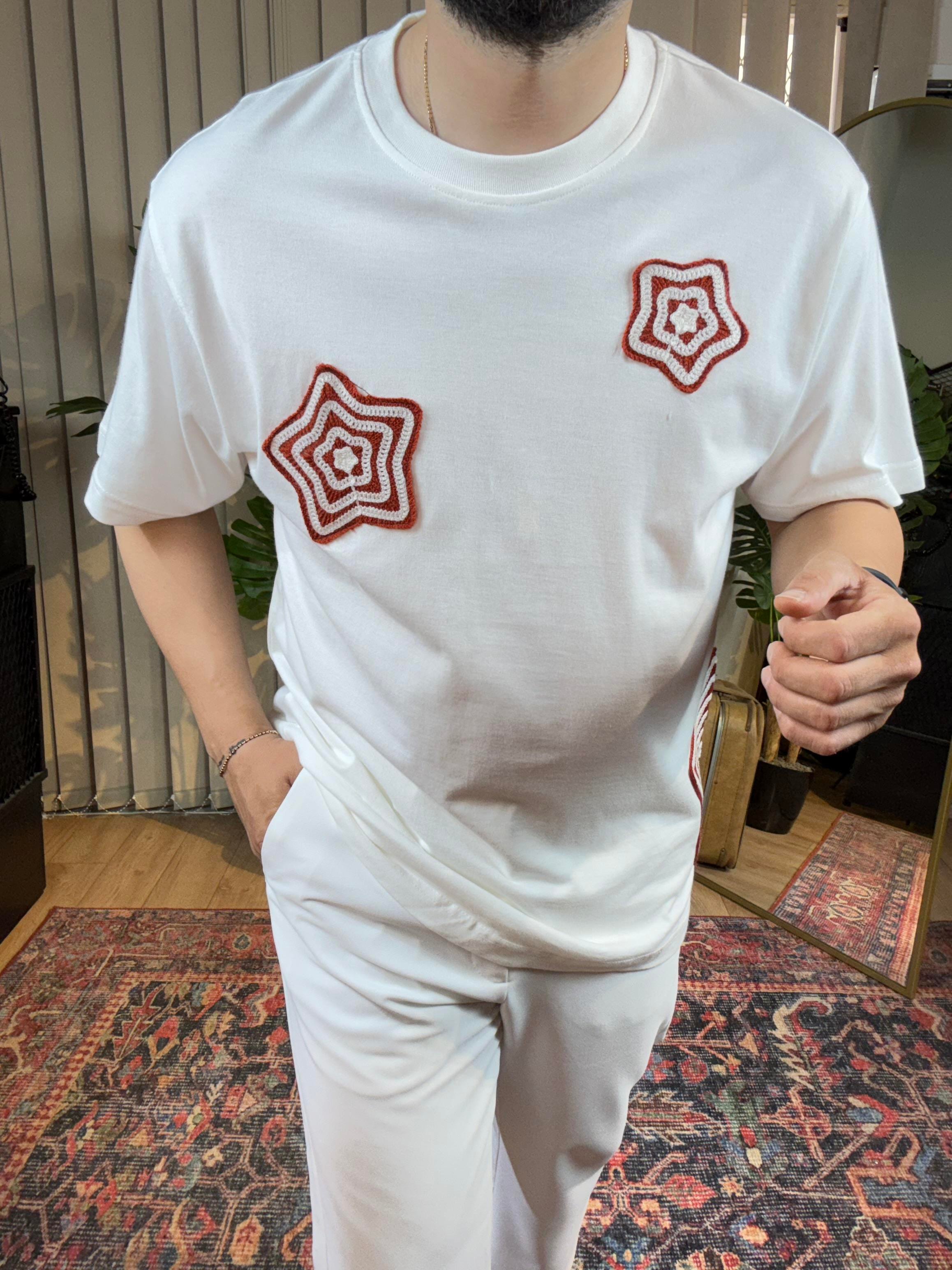 Geometrik Desenli Oversize Beyaz Tişört
