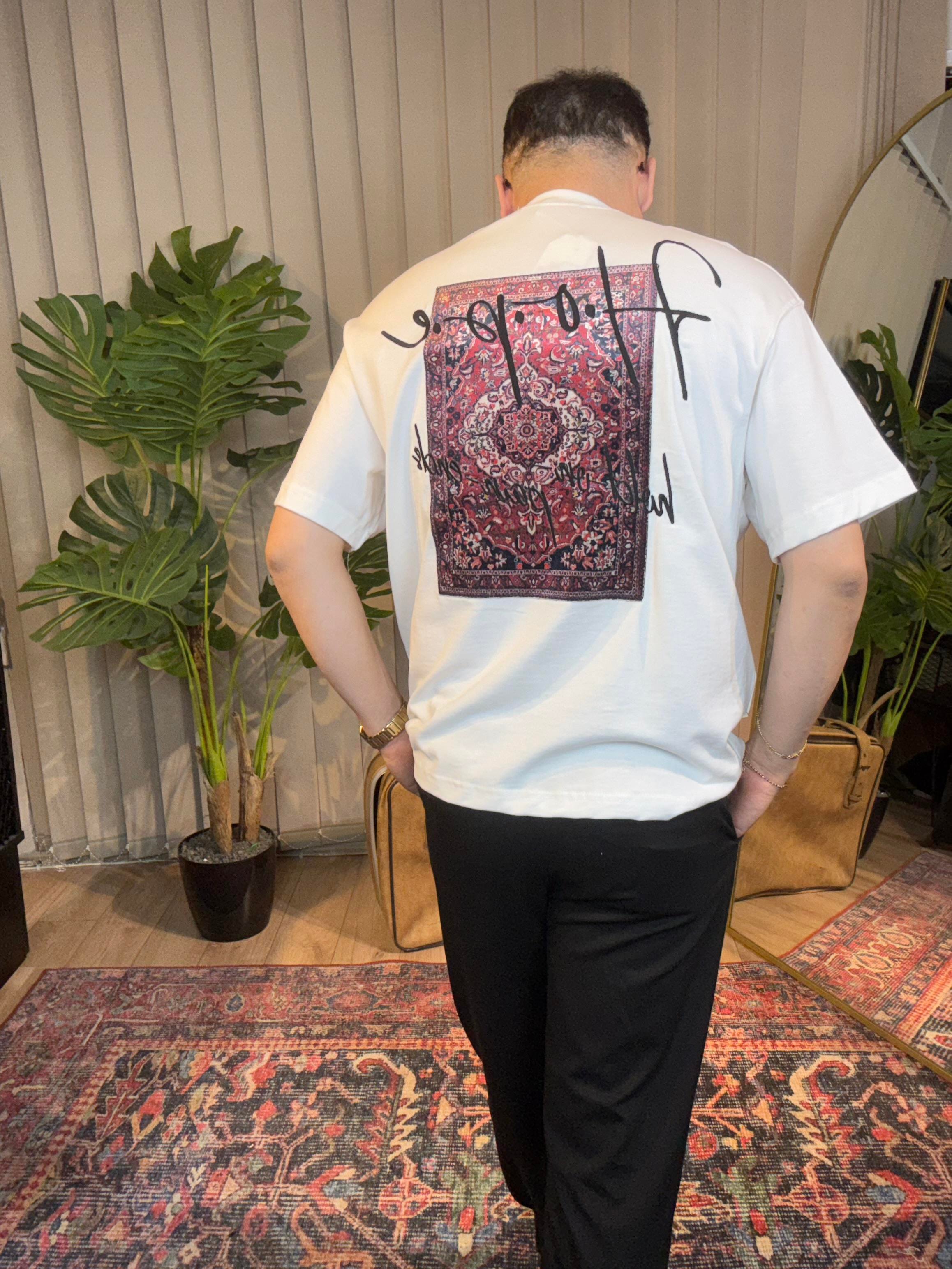 Halı Desenli Oversize Beyaz Tişört