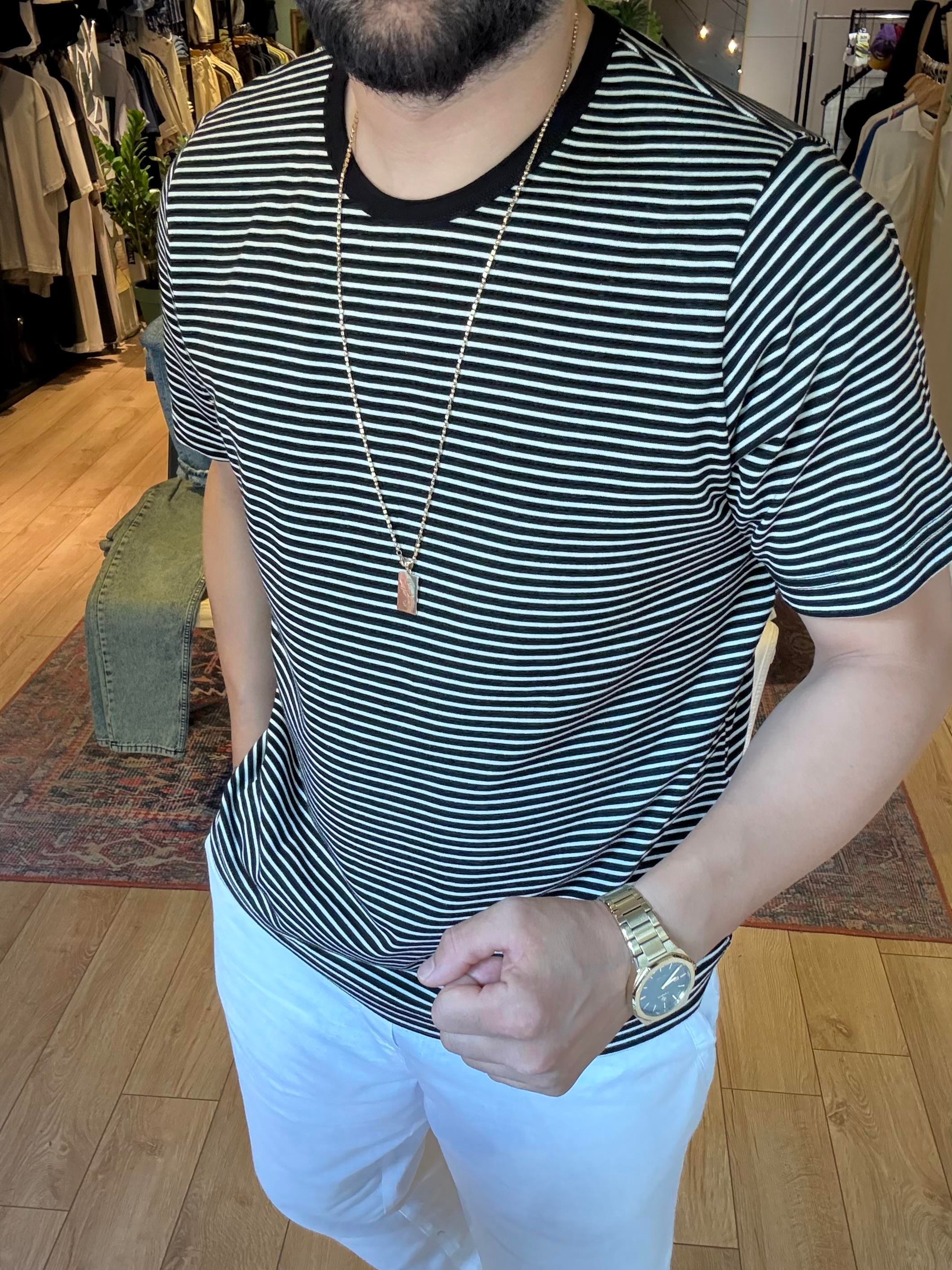 Siyah Çizgili Slim Fit Tişört