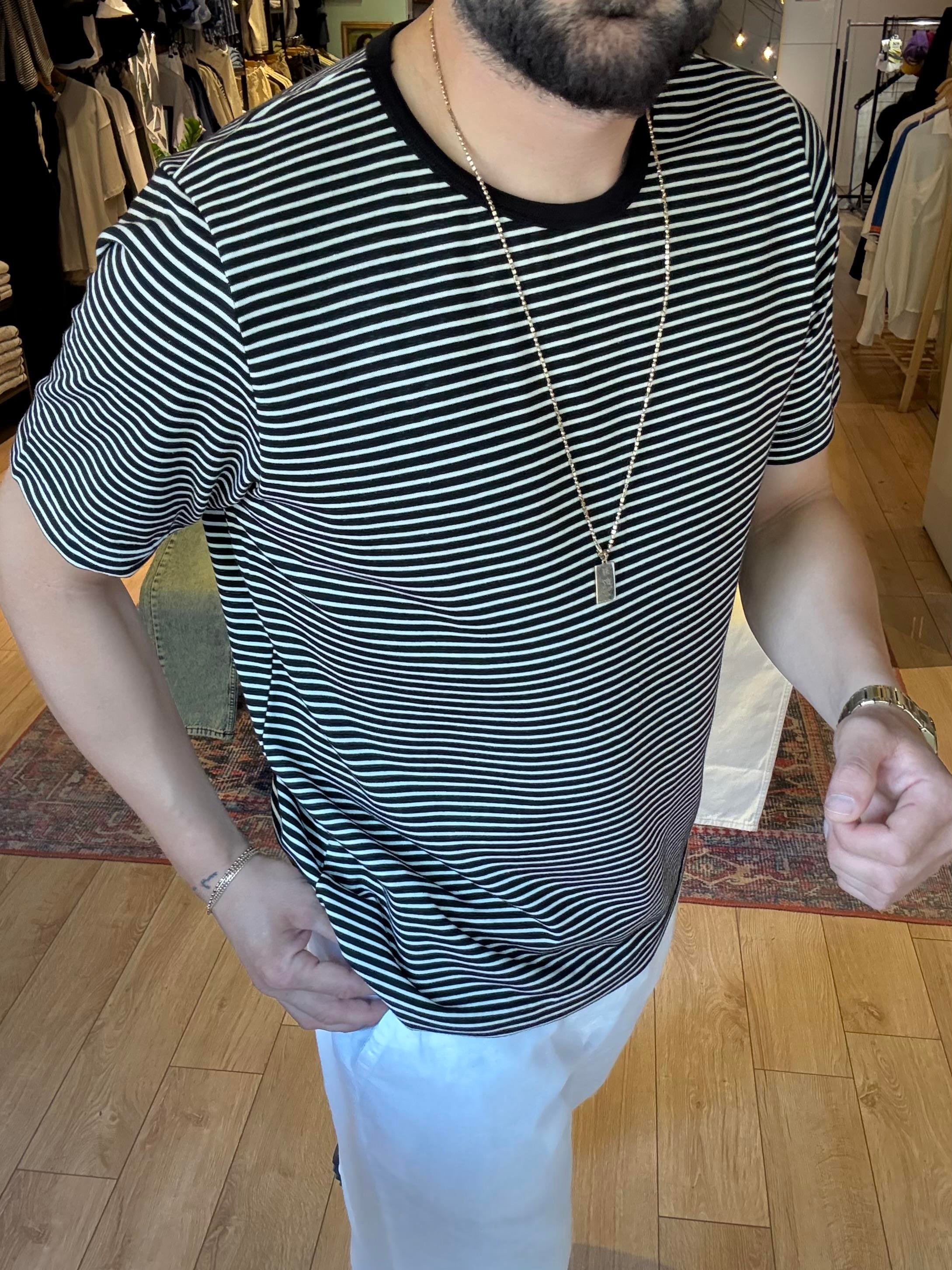 Siyah Çizgili Slim Fit Tişört