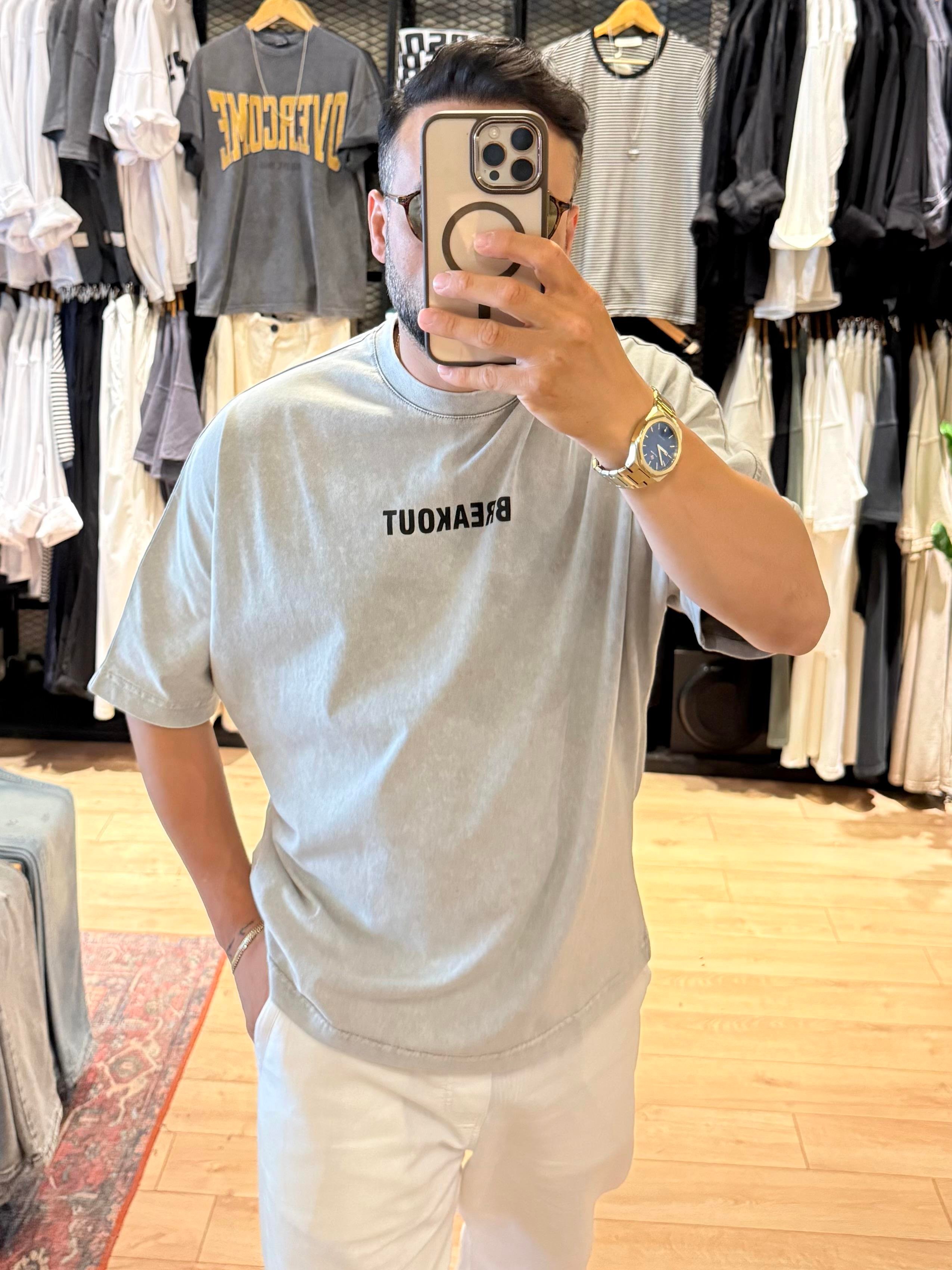 Yıkamalı Yılan baskılı Oversize tişört