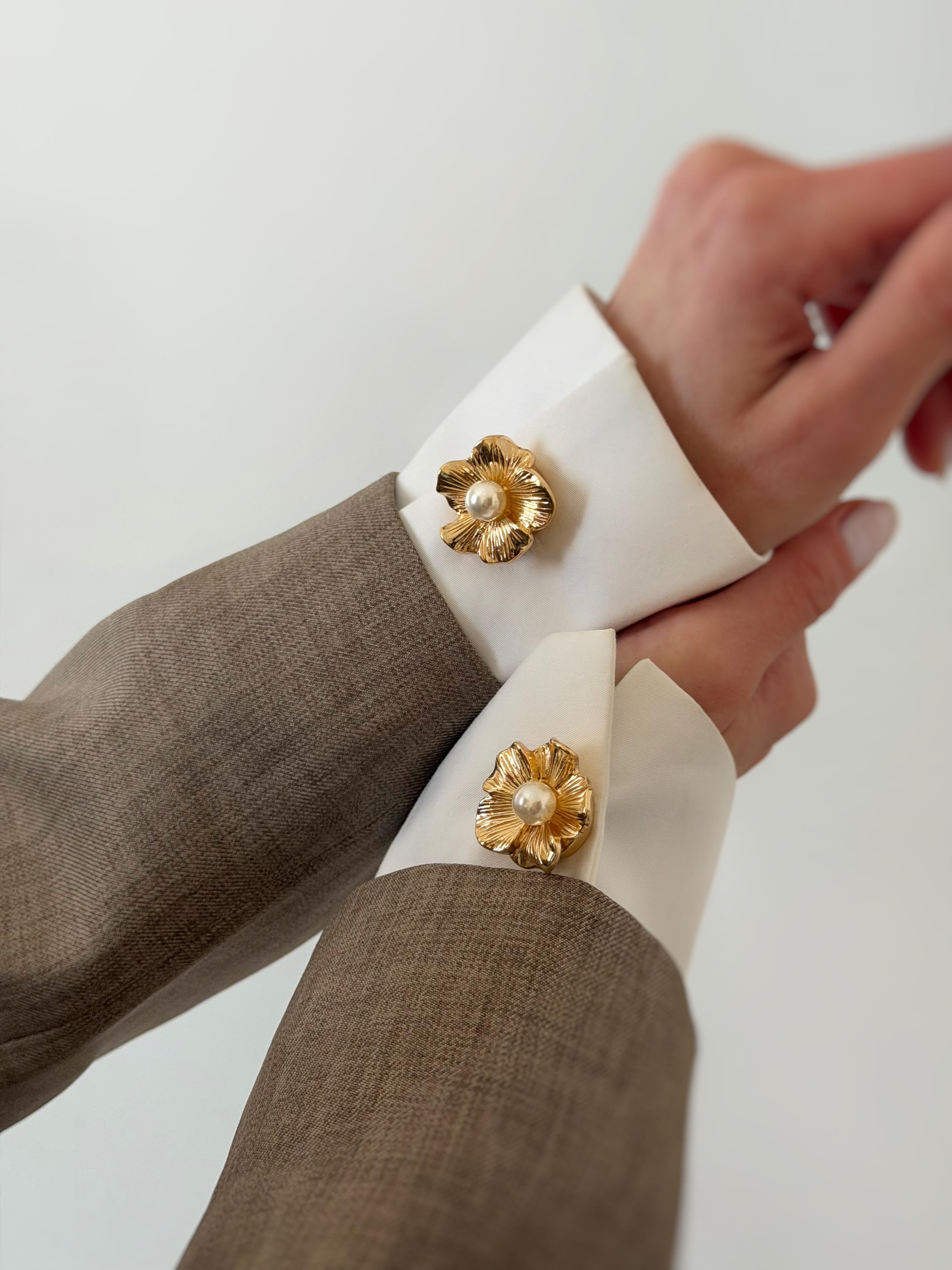 İncili Gold Çiçek Düğme Broş (çift fiyatıdır)