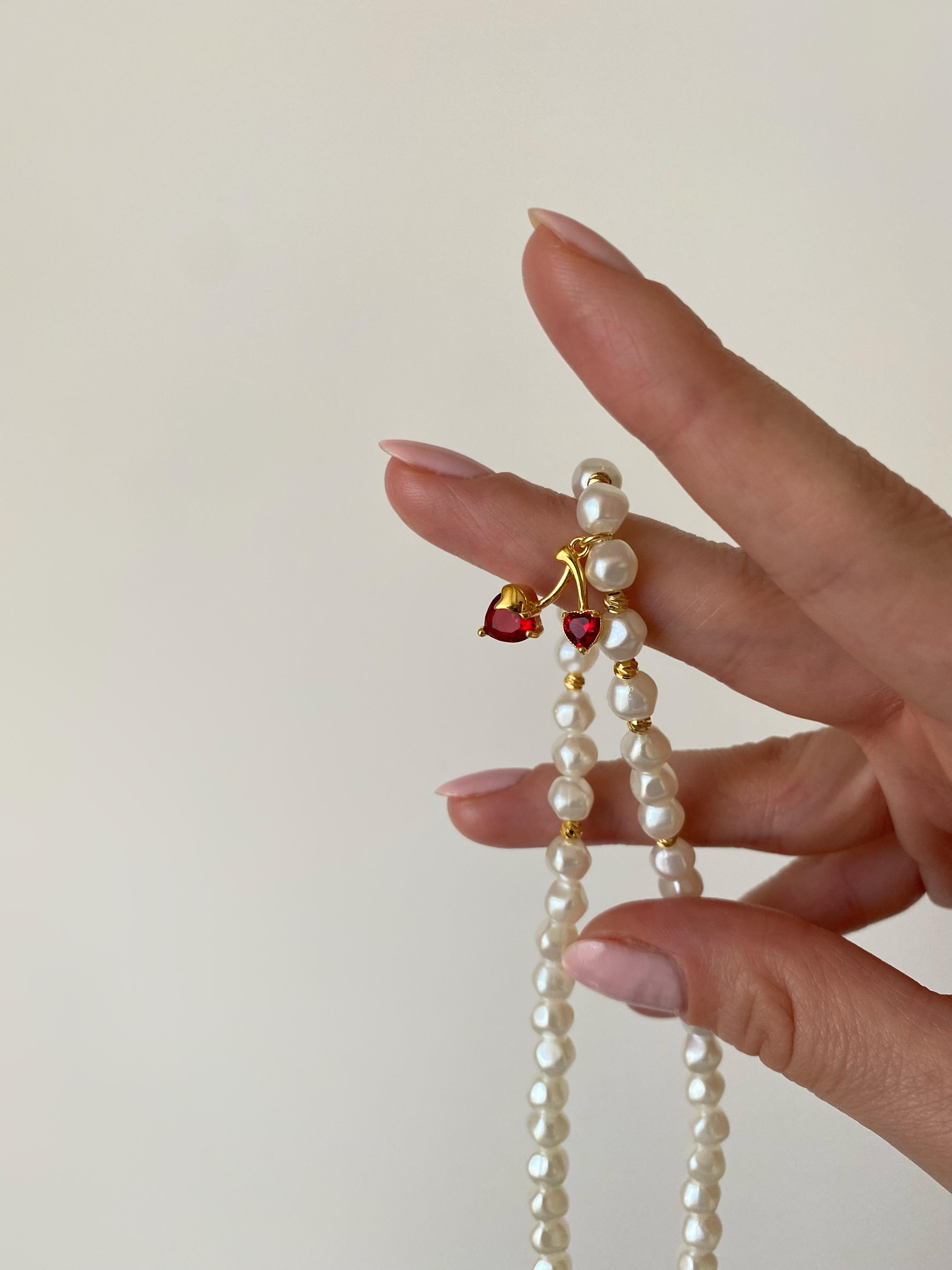Kiraz Charm İnci Kolye (seçenekli ürün)