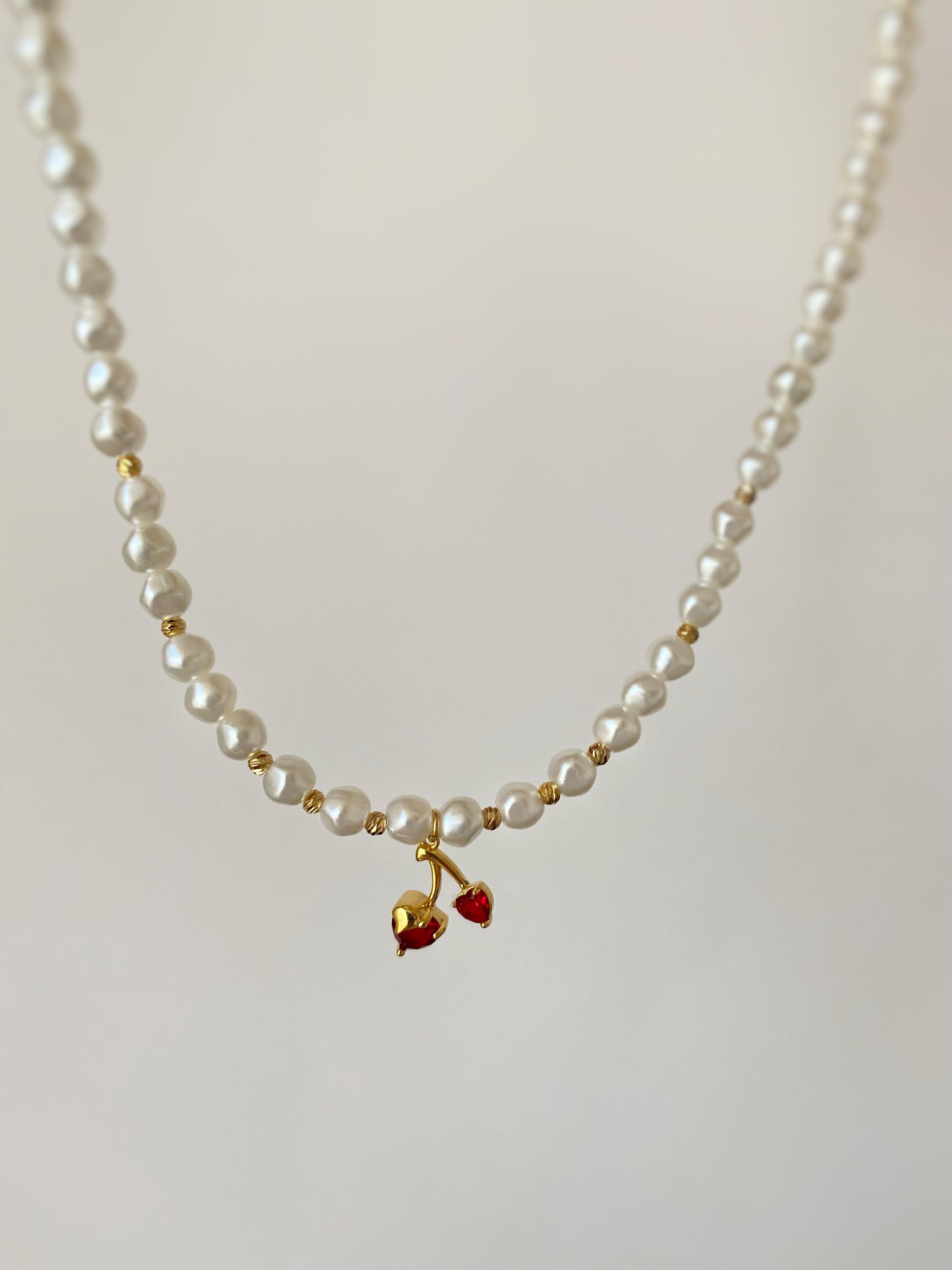 Kiraz Charm İnci Kolye (seçenekli ürün)