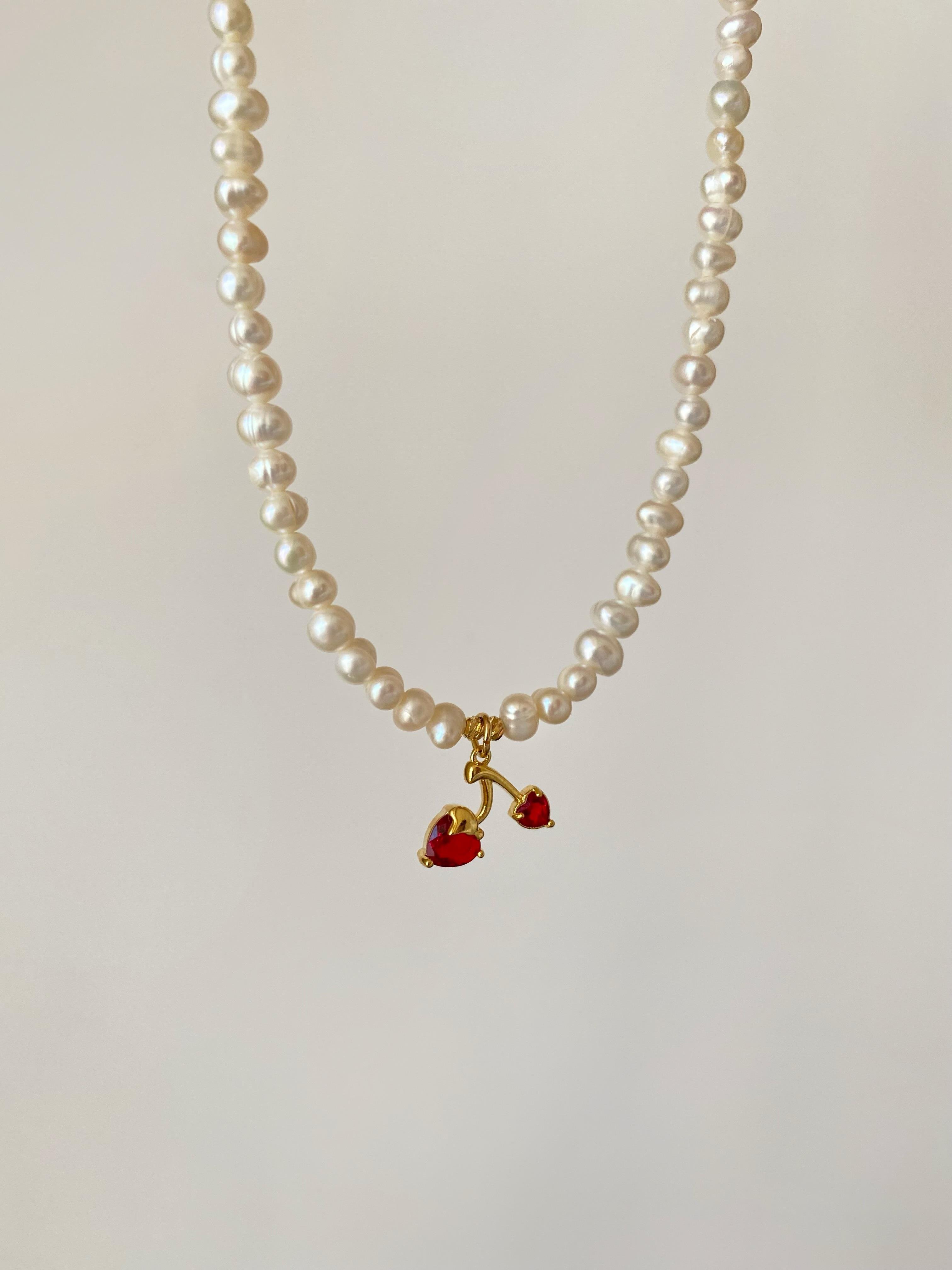 Kiraz Charm İnci Kolye (seçenekli ürün)