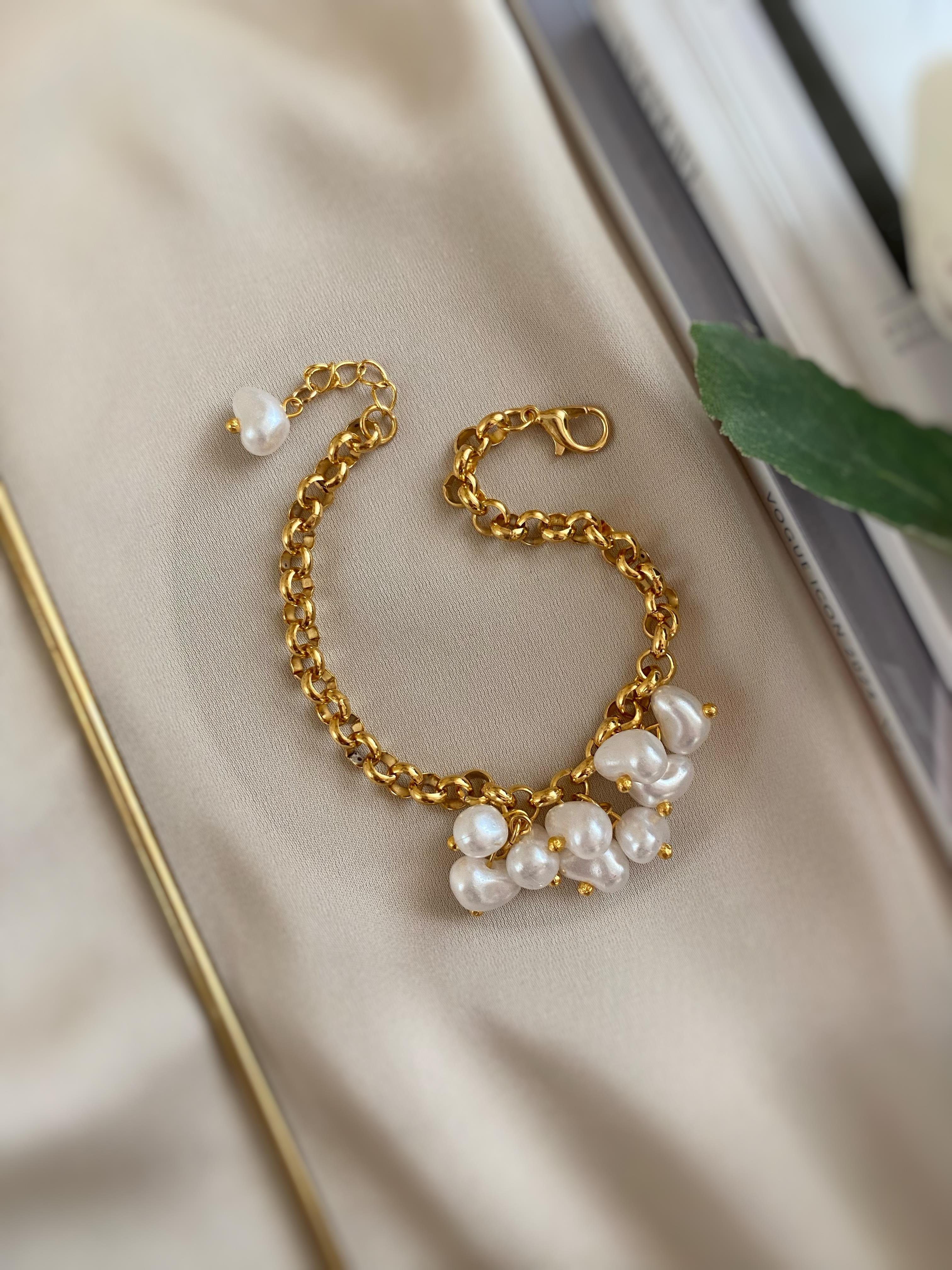 Luna | İnci Charm Bileklik