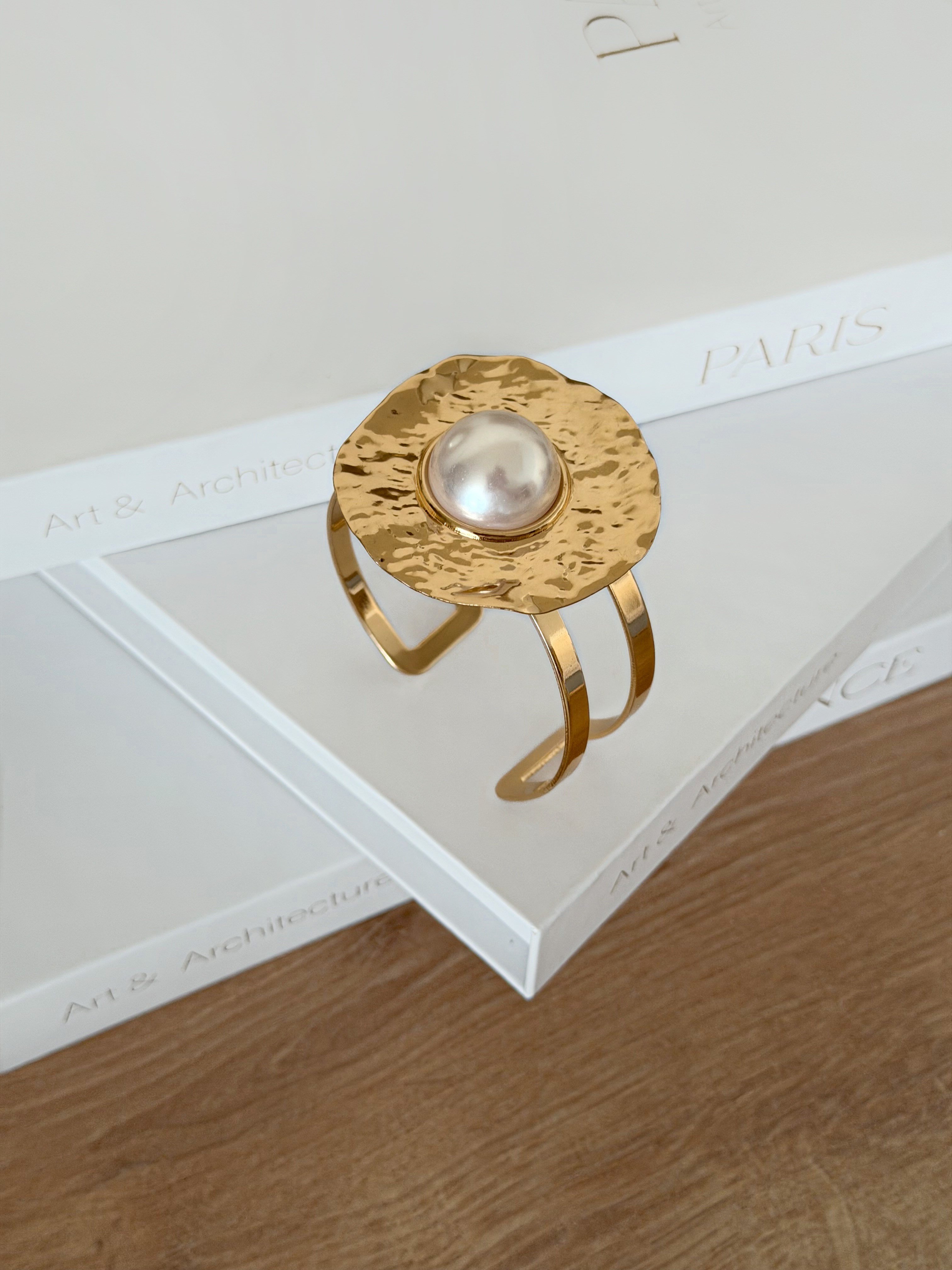 Pearl Muse Kelepçe