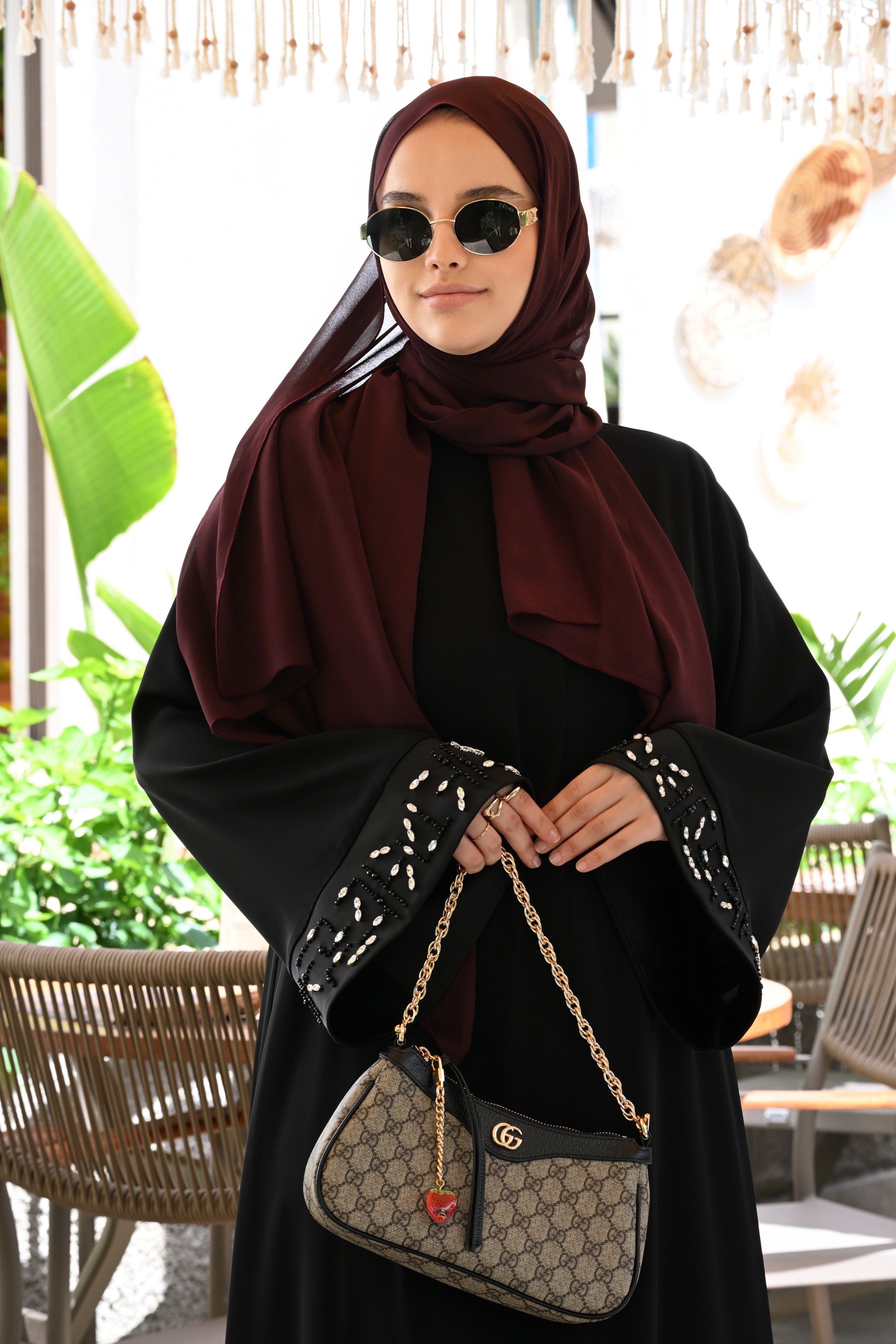 BAŞAK FERACE