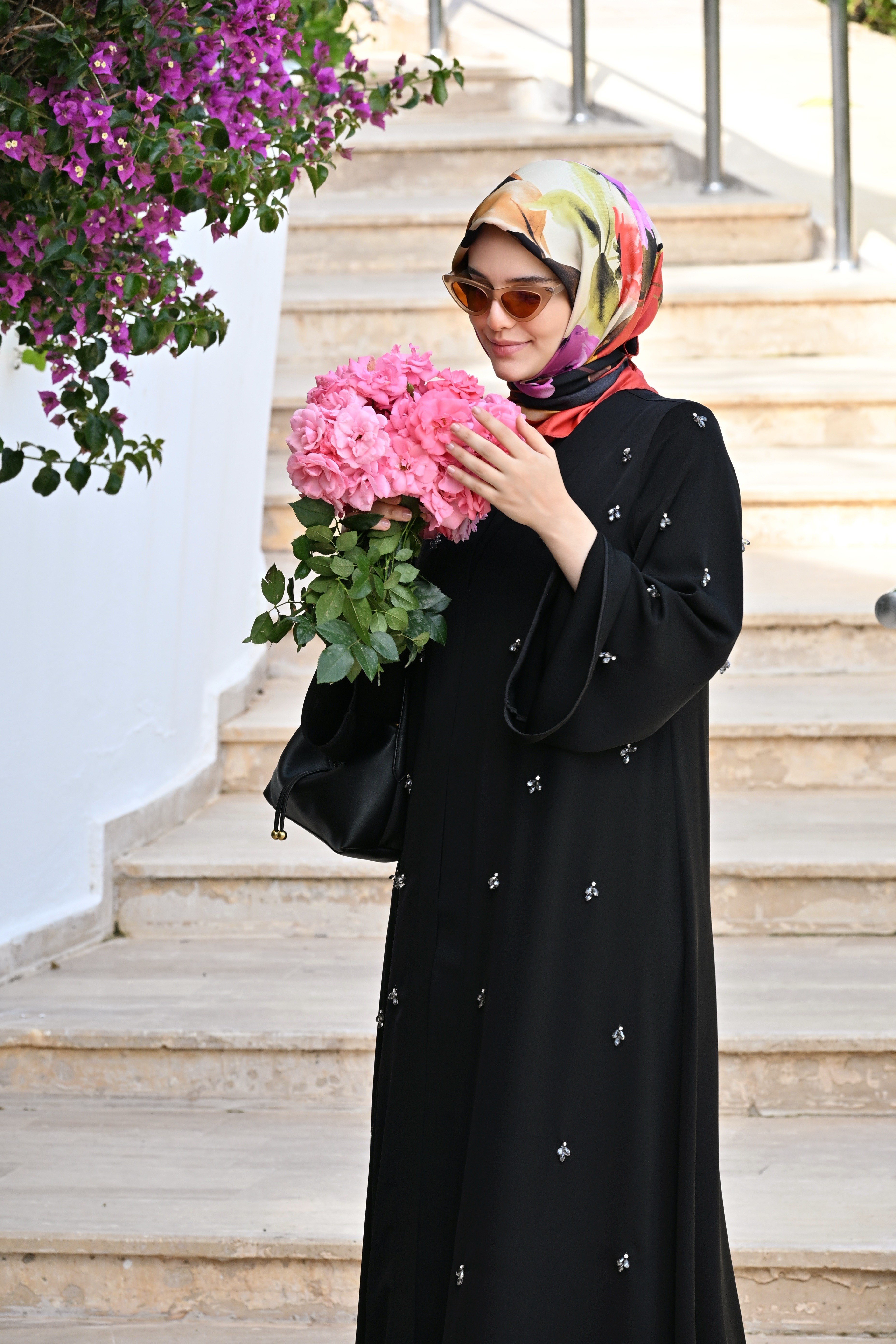 GÜMÜŞ LAL ABAYA
