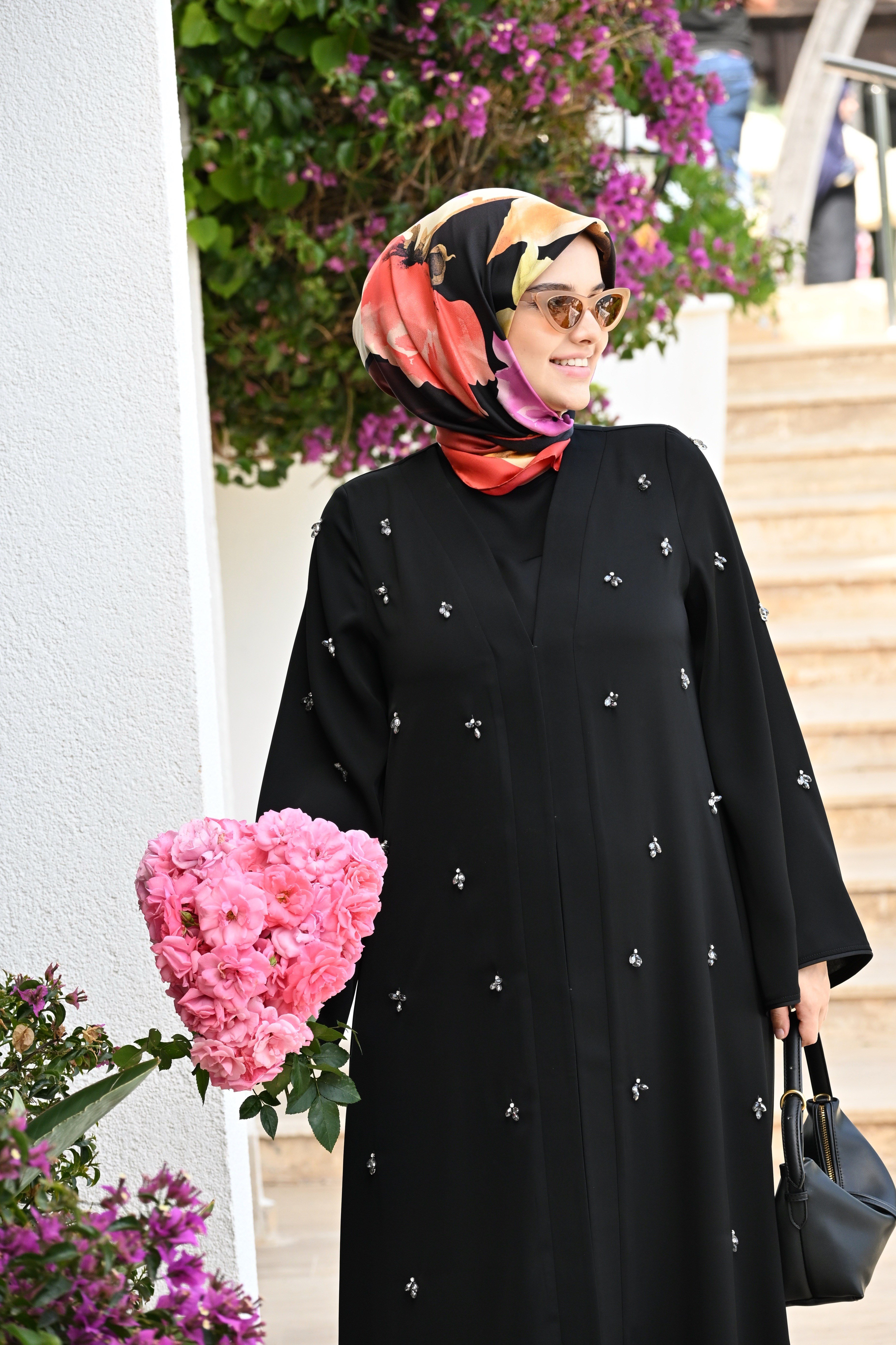 GÜMÜŞ LAL ABAYA