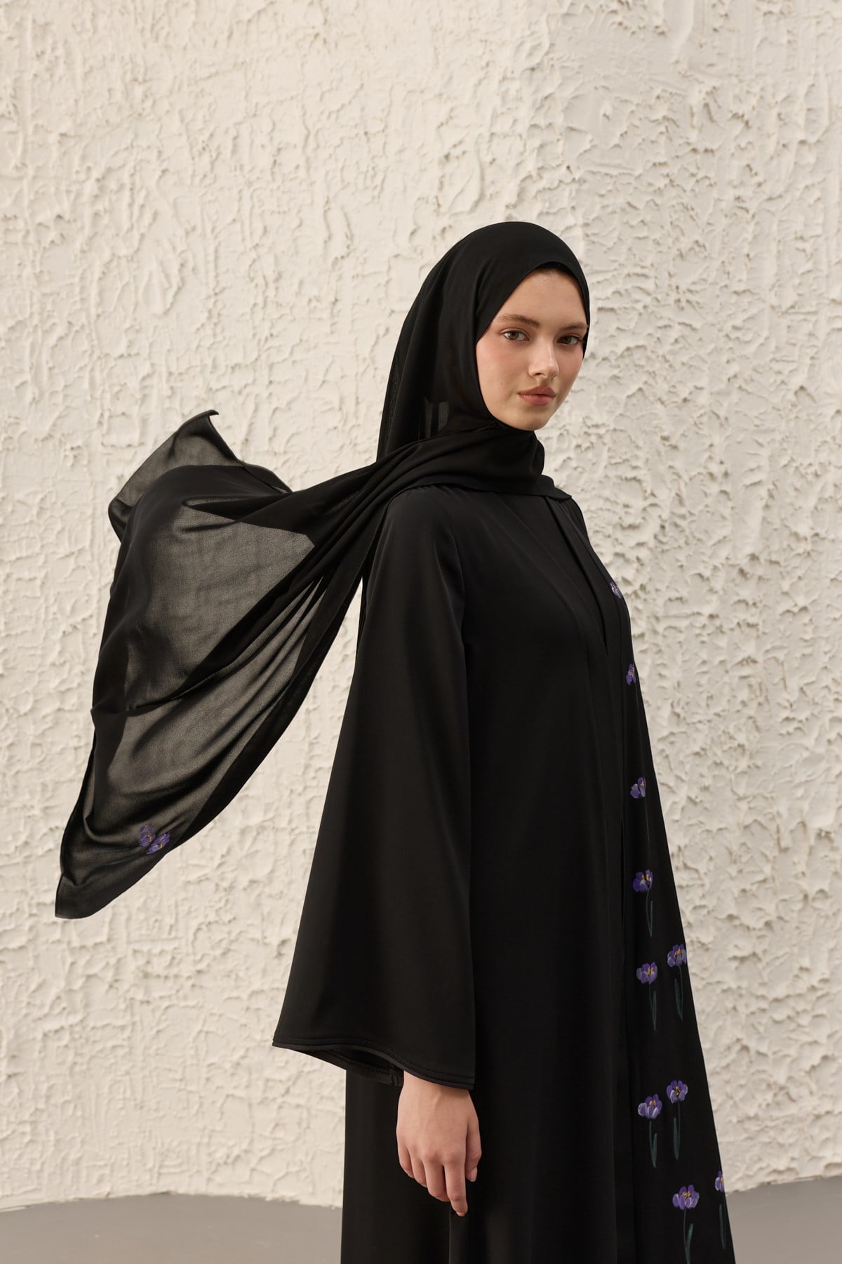 LAVİN ABAYA