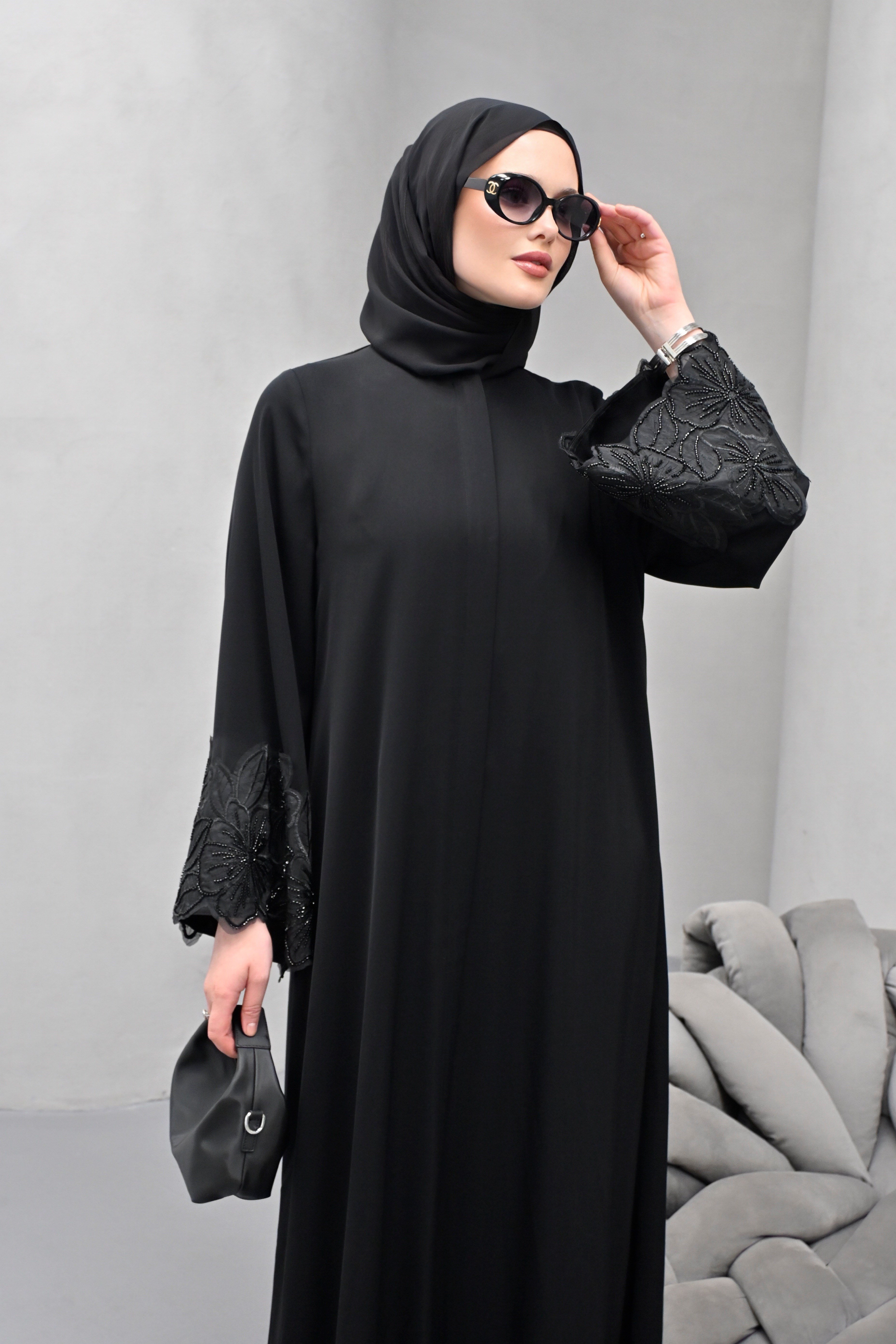 LEYLİ FERACE