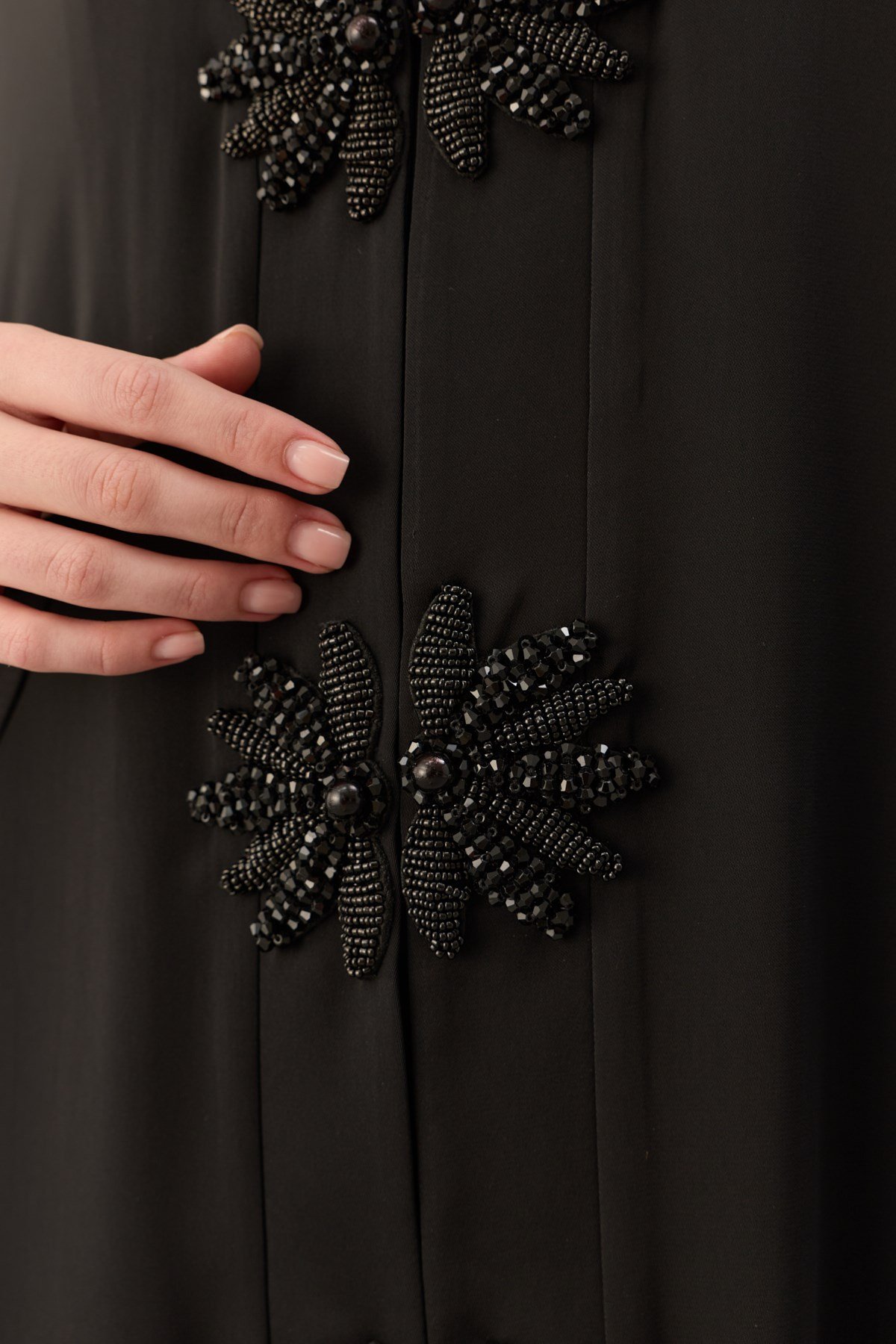 LUNA ABAYA