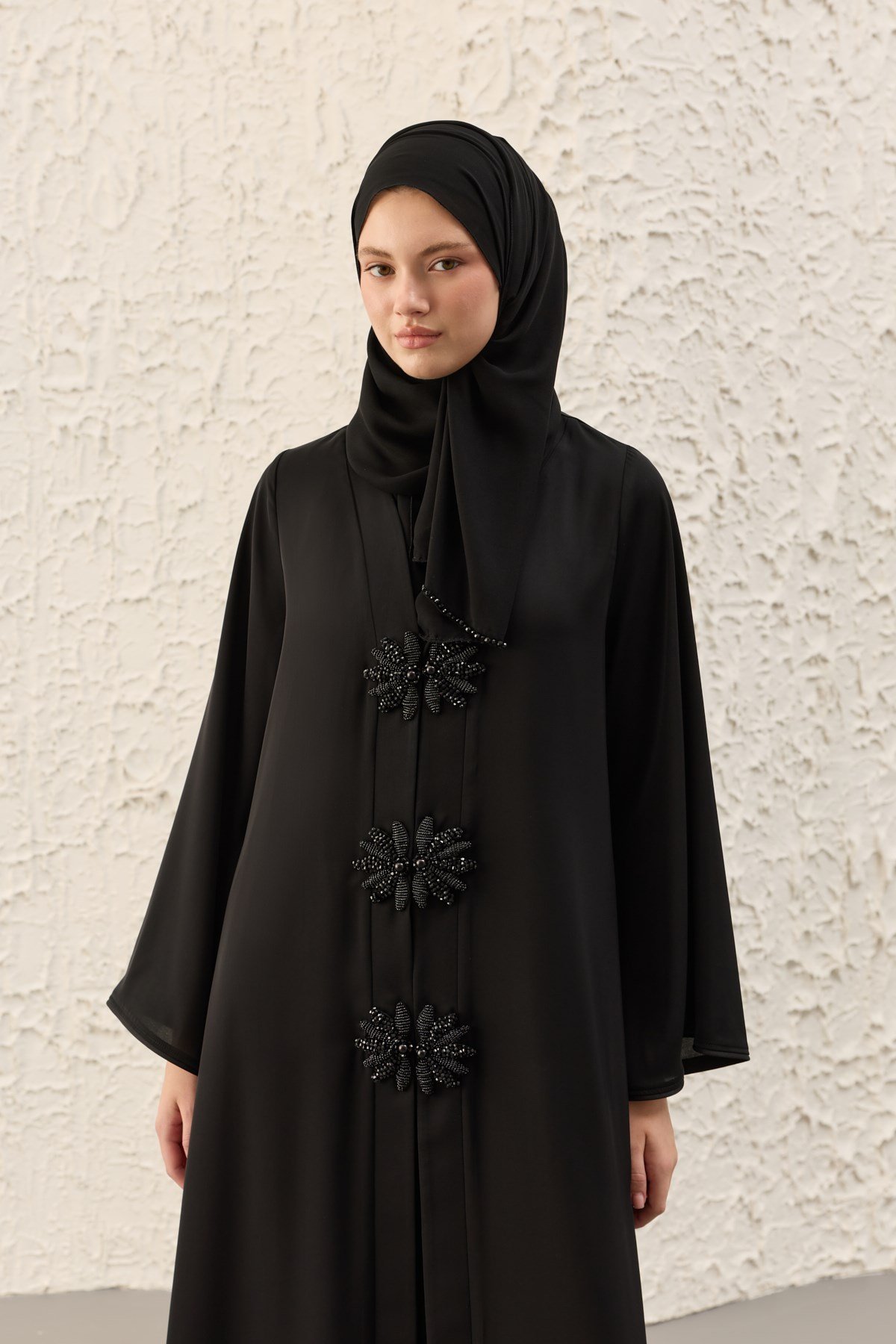 LUNA ABAYA