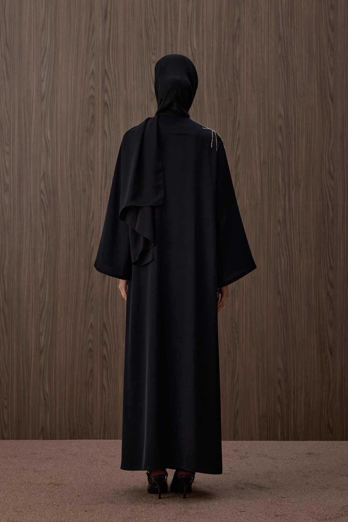 VERA ABAYA
