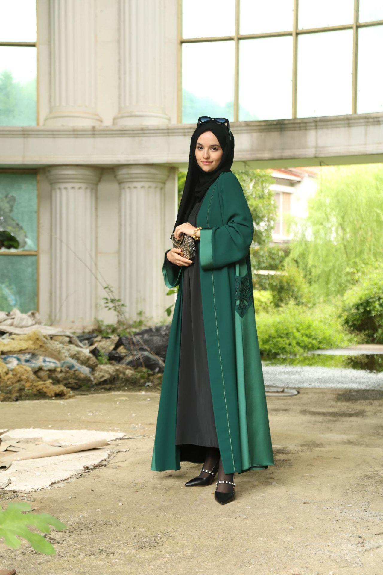 Zümrüt Abaya