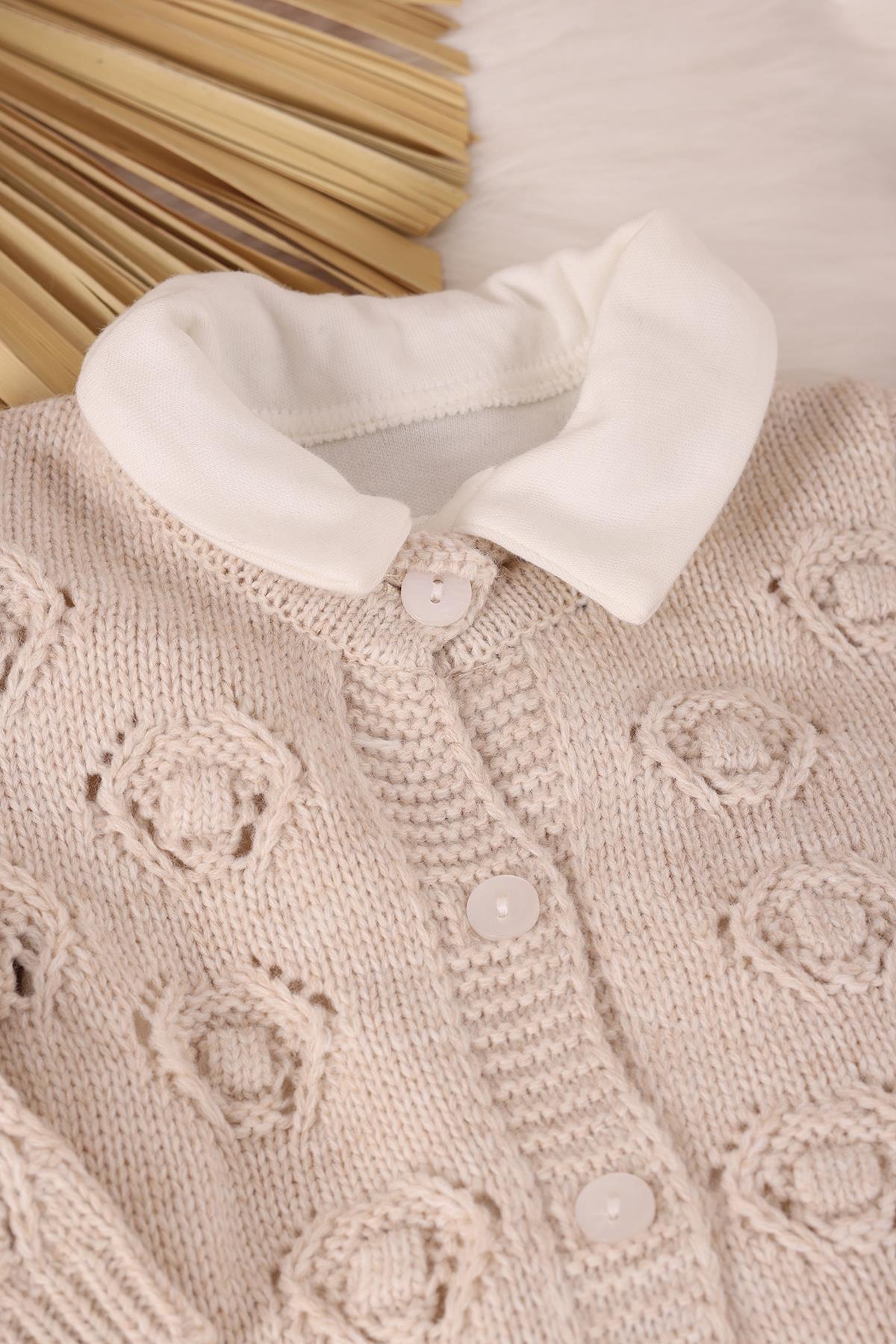 Kız Bebek TakımBej Triko Örme Bebek 3'lü Takım - Unisex Body'li Kışlık Set