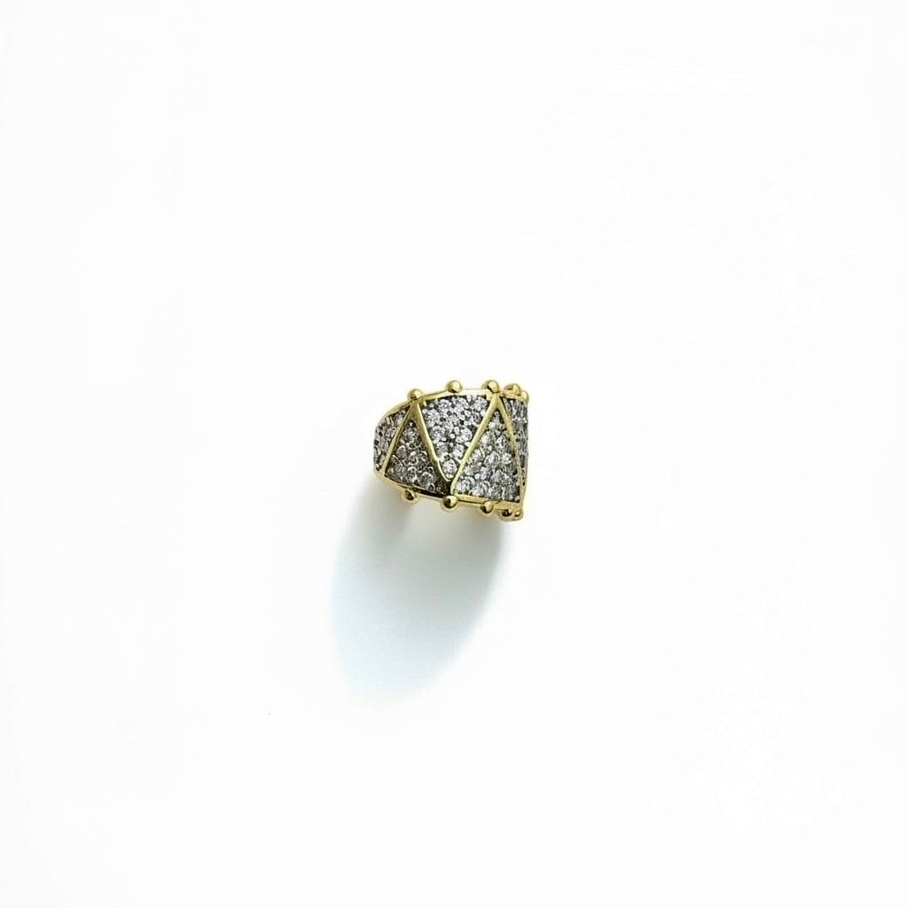 Earcuff Sıkıştırmalı Çelik Kıkırdak Küpe Üçgen Desenli Zirkon Taşlı Altın Renk         