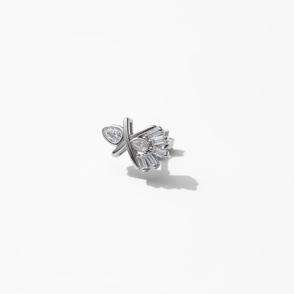 Earcuff Sıkıştırmalı Çelik Kıkırdak Küpe Baget Taşlı X Gümüş Renk         