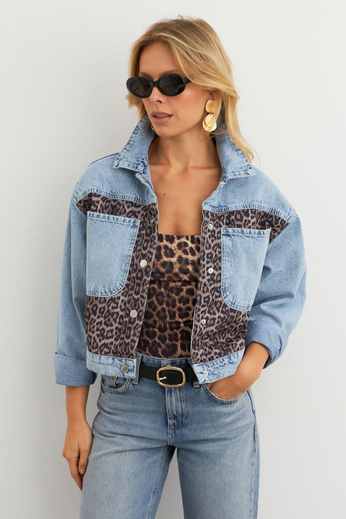 Kadın Açık-Mavi Bloklu Leopar Denim Ceket KAM300