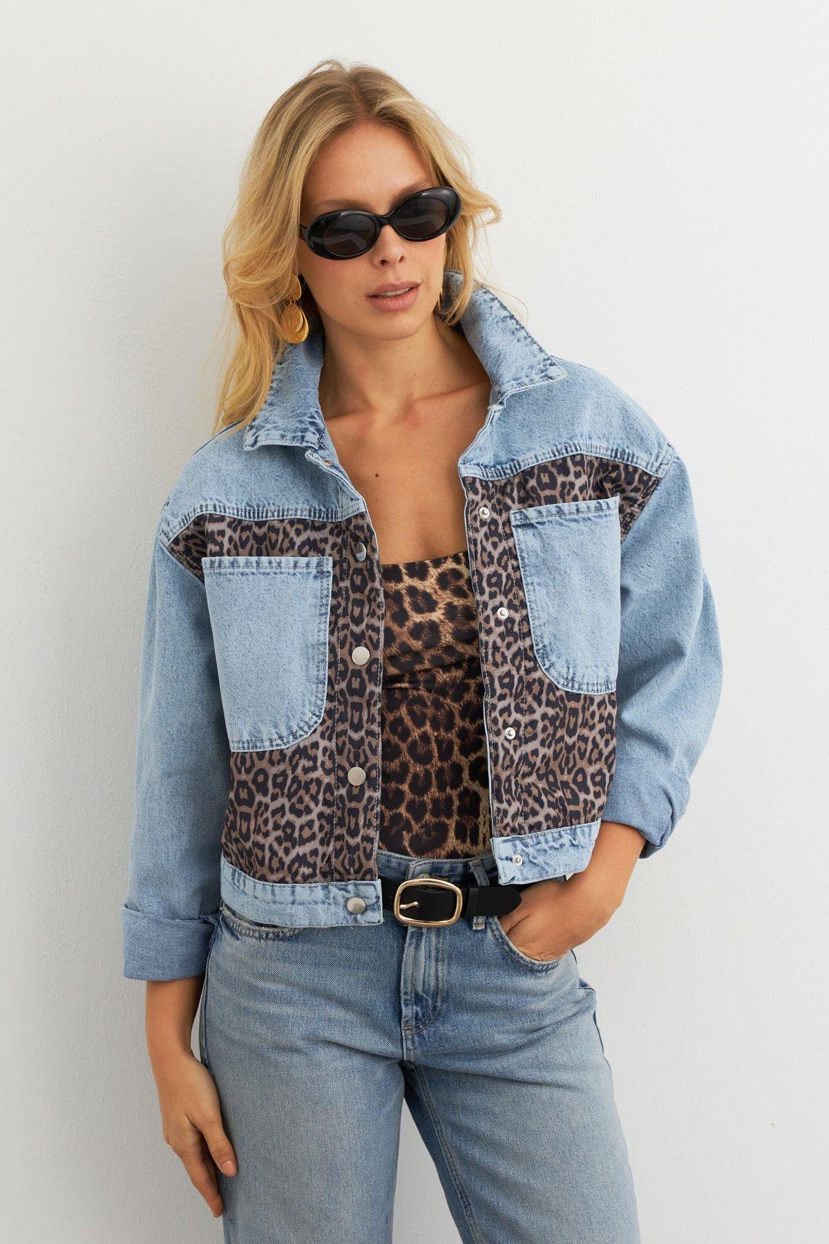Kadın Açık-Mavi Bloklu Leopar Denim Ceket KAM300