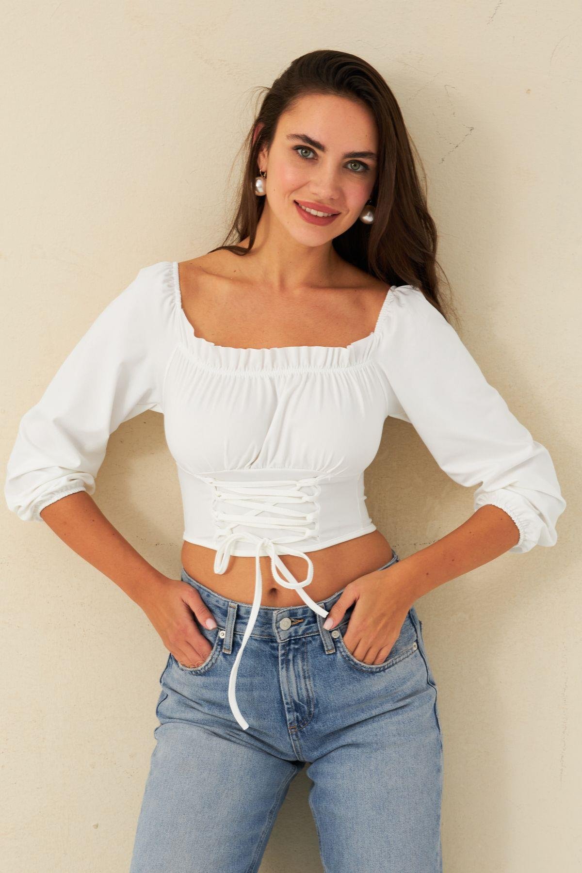 Kadın Beyaz Bağlama Detaylı Crop Bluz CG387