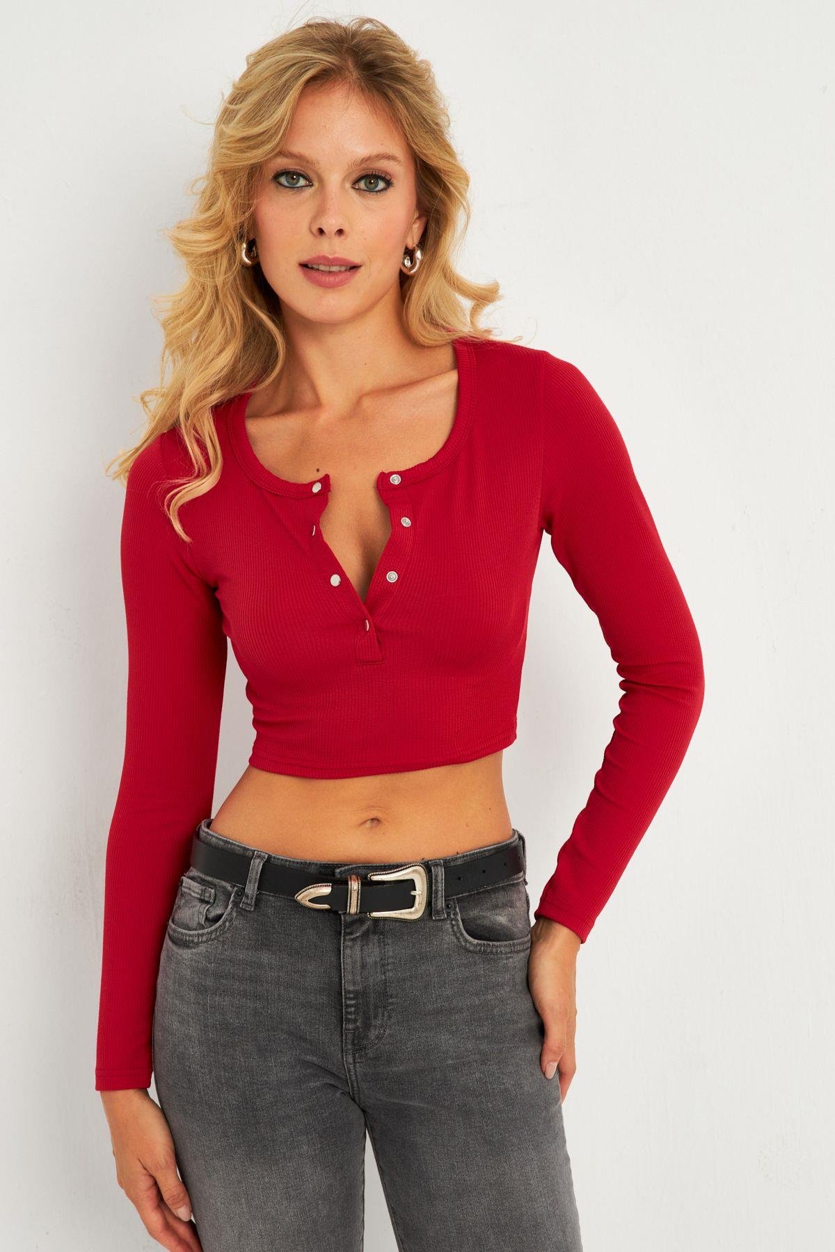 Kadın Beyaz Çıtçıtlı Crop Bluz CG379