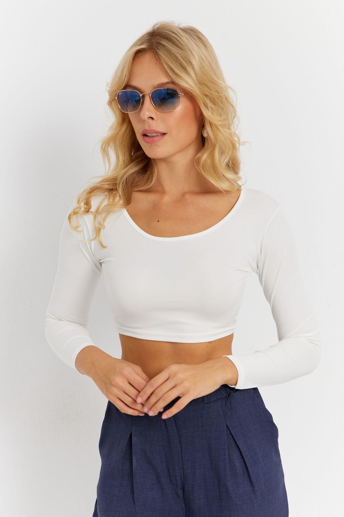 Kadın Beyaz Crop Bluz CG367