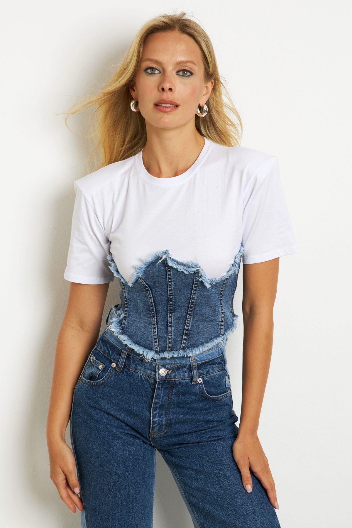 Kadın Beyaz Denim Bloklu Vatkalı  Bluz YZ636