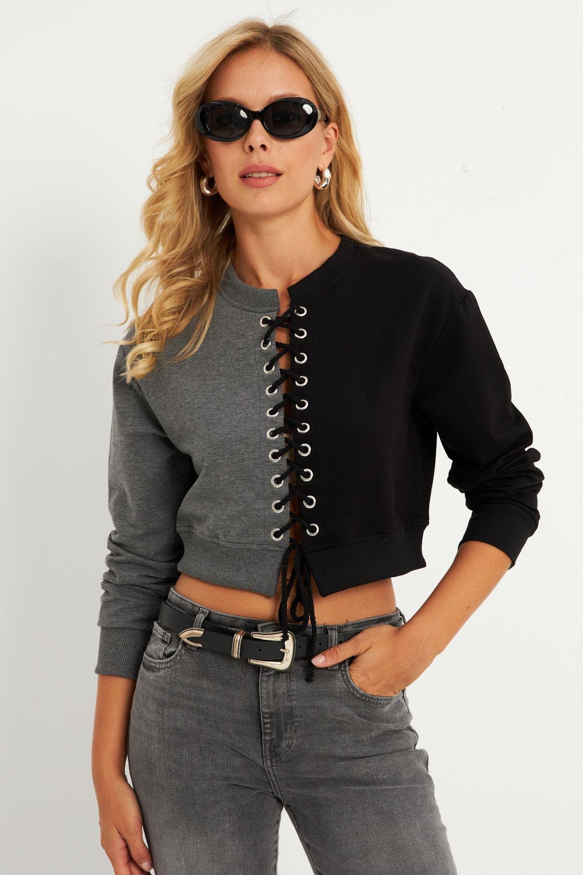 Kadın Beyaz-Siyah Kuşgözlü Kısa Sweatshirt TF02