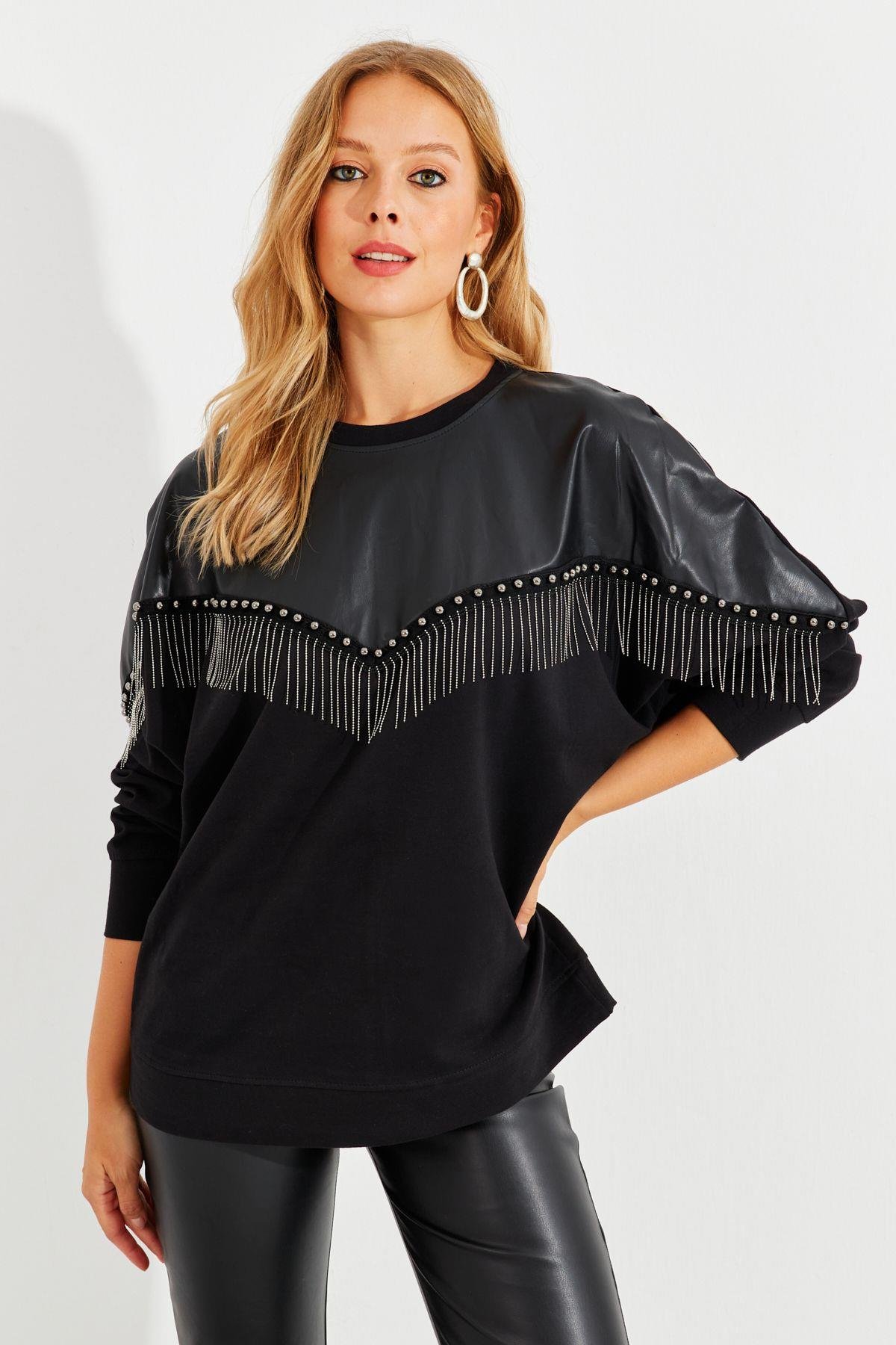 Kadın Beyaz Suni Deri Bloklu Sweatshirt PKA806