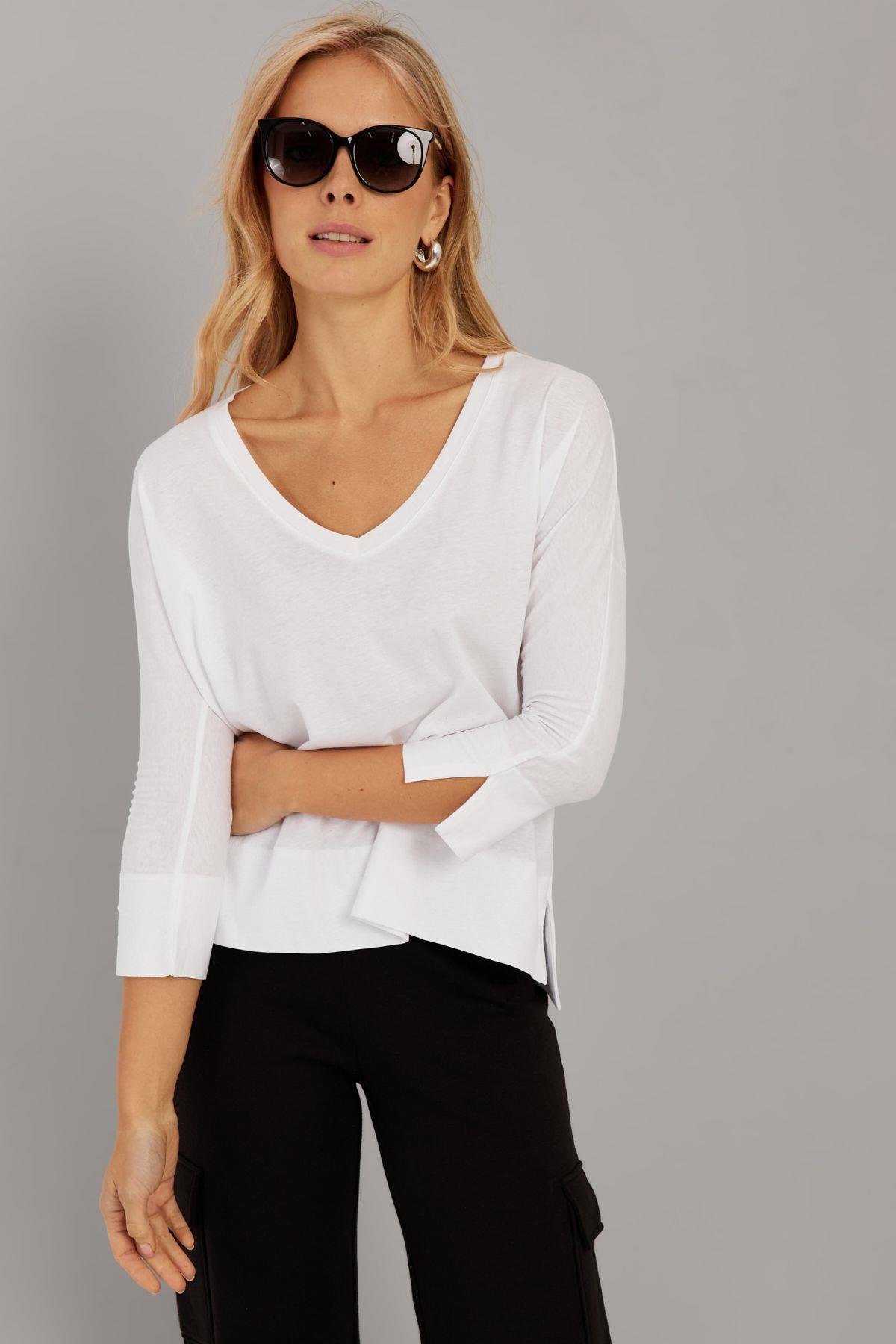 Kadın Beyaz V Yaka T-Shirt LPP1267