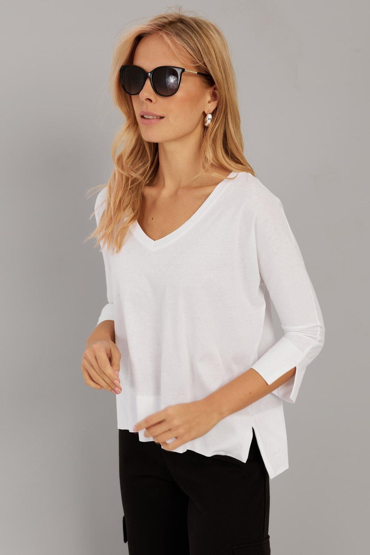Kadın Beyaz V Yaka T-Shirt LPP1267